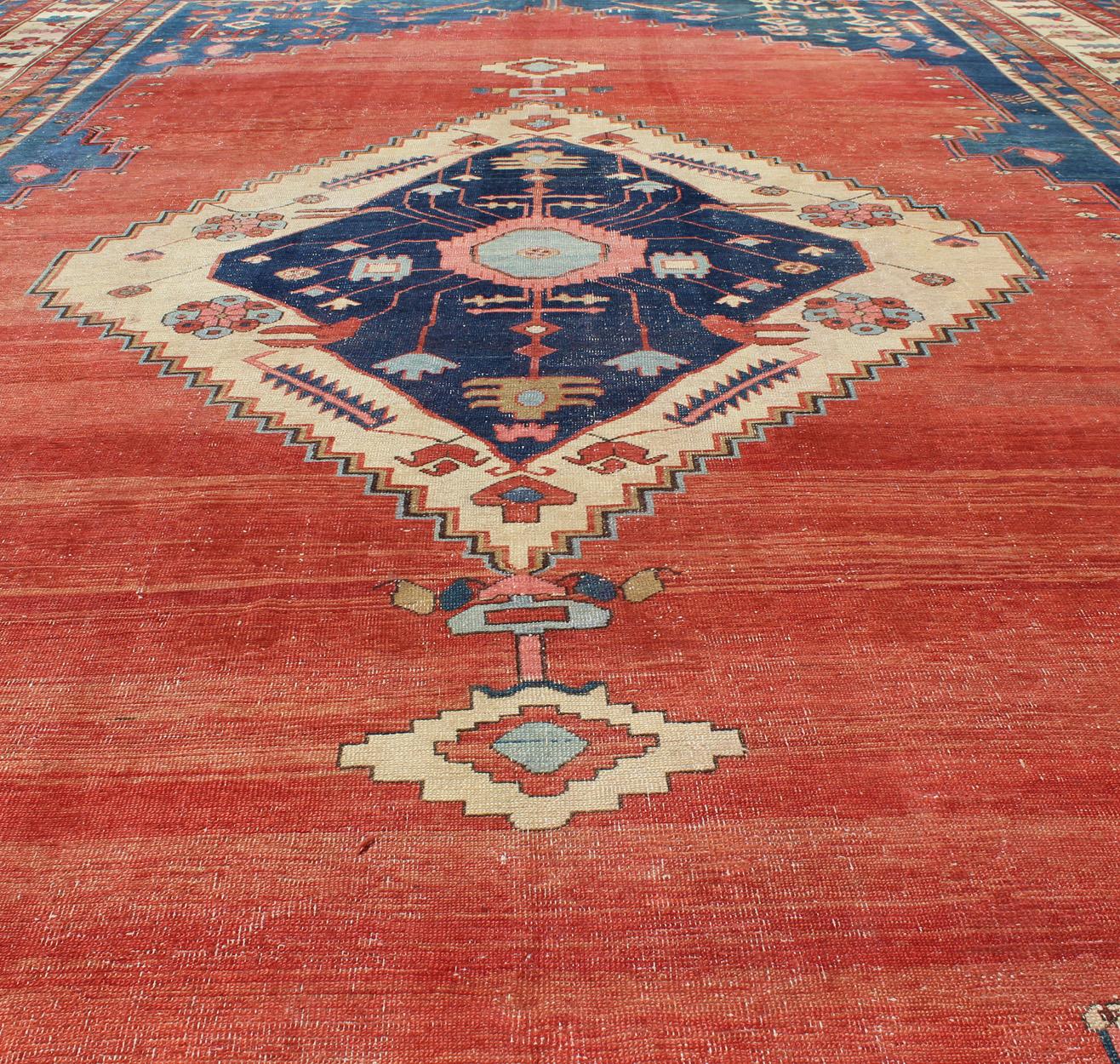 Finely Woven 19th Century Antique Persian Bakhshaiesh Rug in Rust Red and Blue For Sale 4