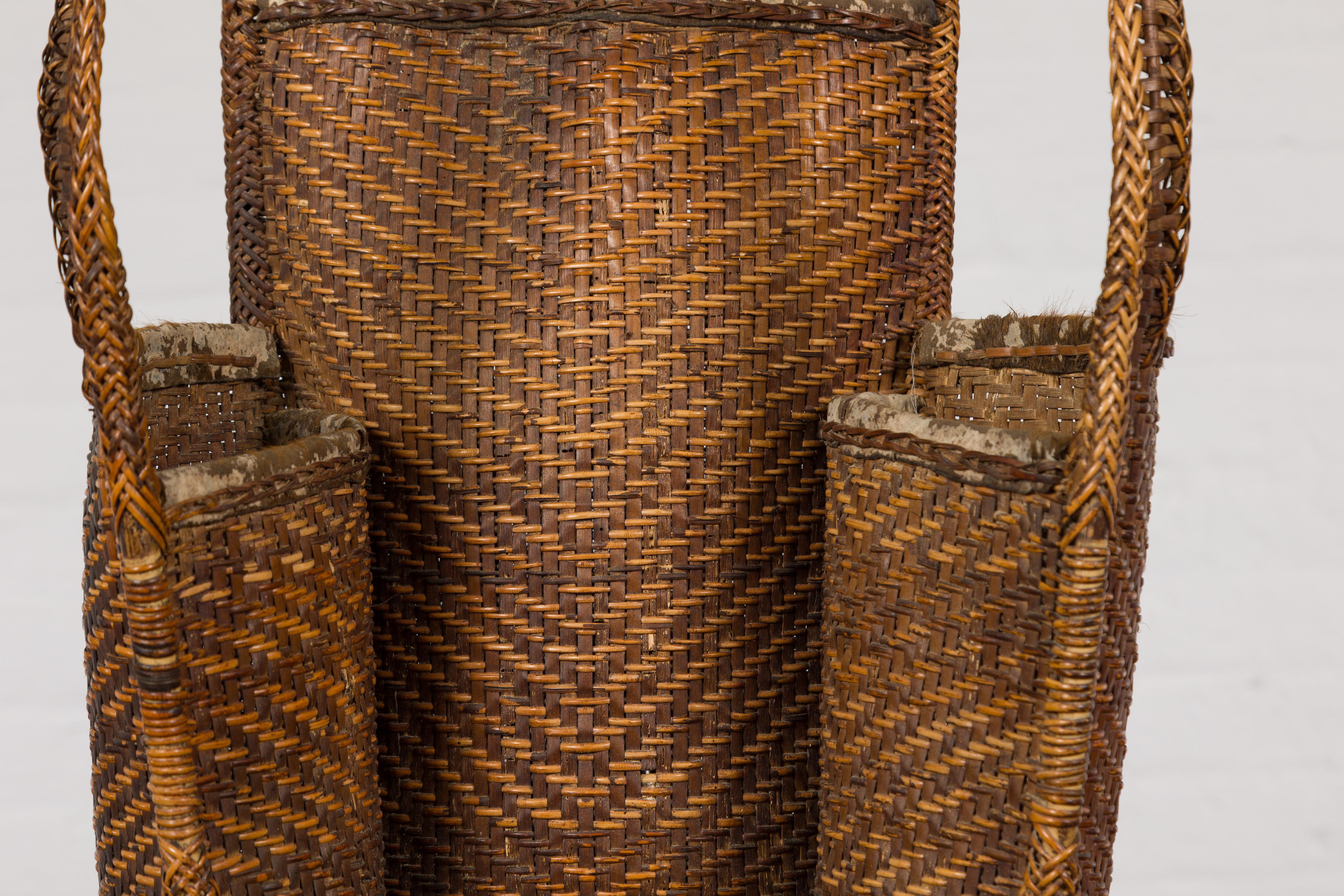 19th Century Tribal Handwoven Rattan Backpack with Inner Pockets For Sale 7