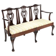 19ème siècle Triple Ball and Claw Armchair Style Settee Bench Sofa Chippendale