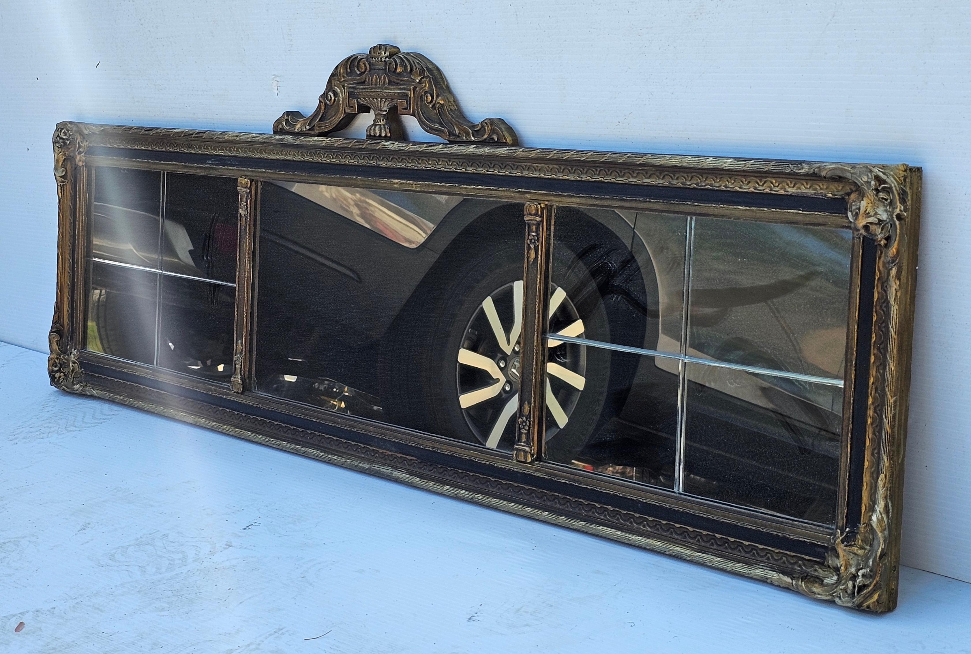 Espejo Sobremantel Triseccionado Decorado en Giltwood del Siglo XIX Estadounidense en venta