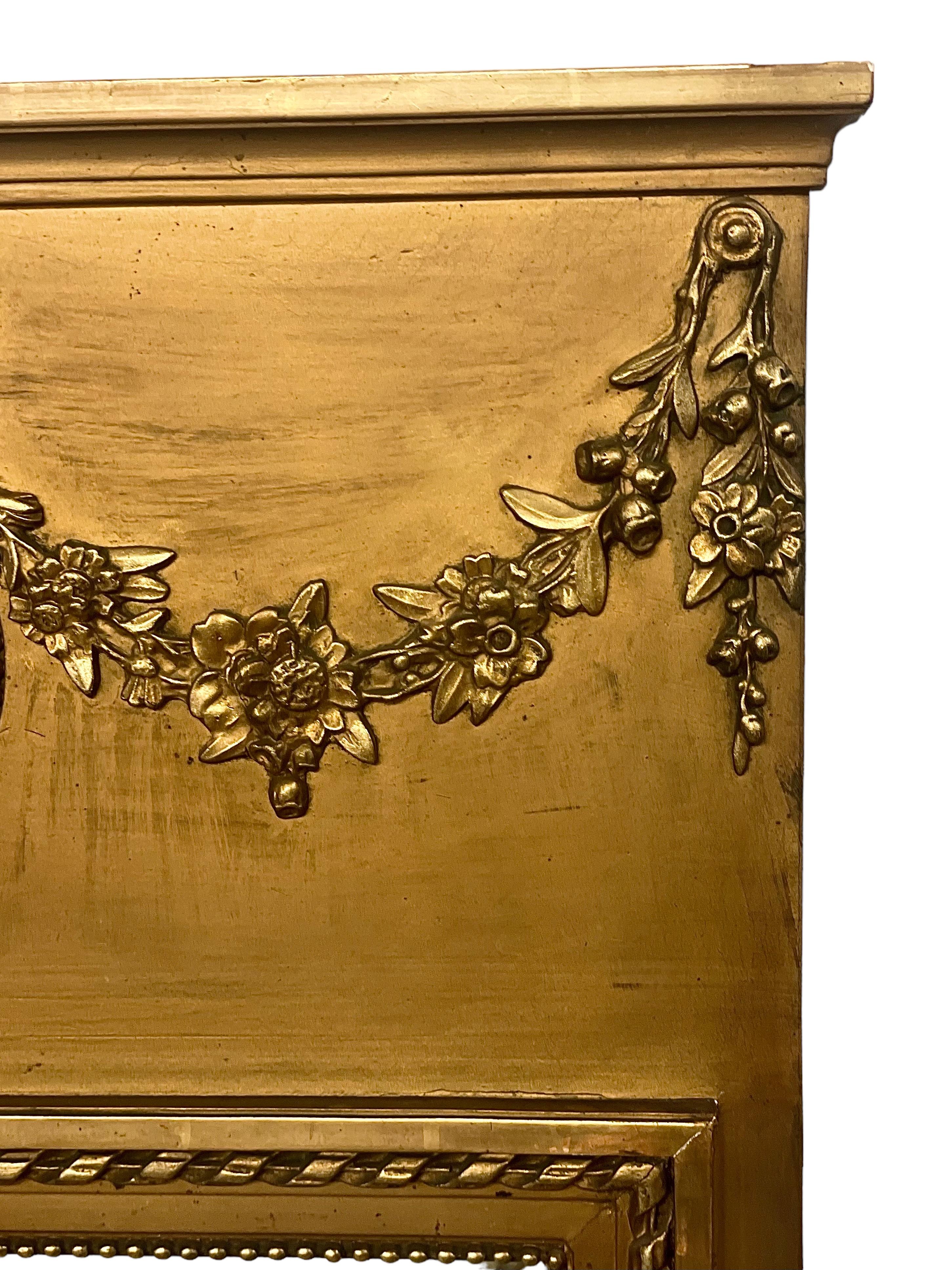 Antike Louis XVI Stil Giltwood Trumeau Spiegel (Französisch) im Angebot