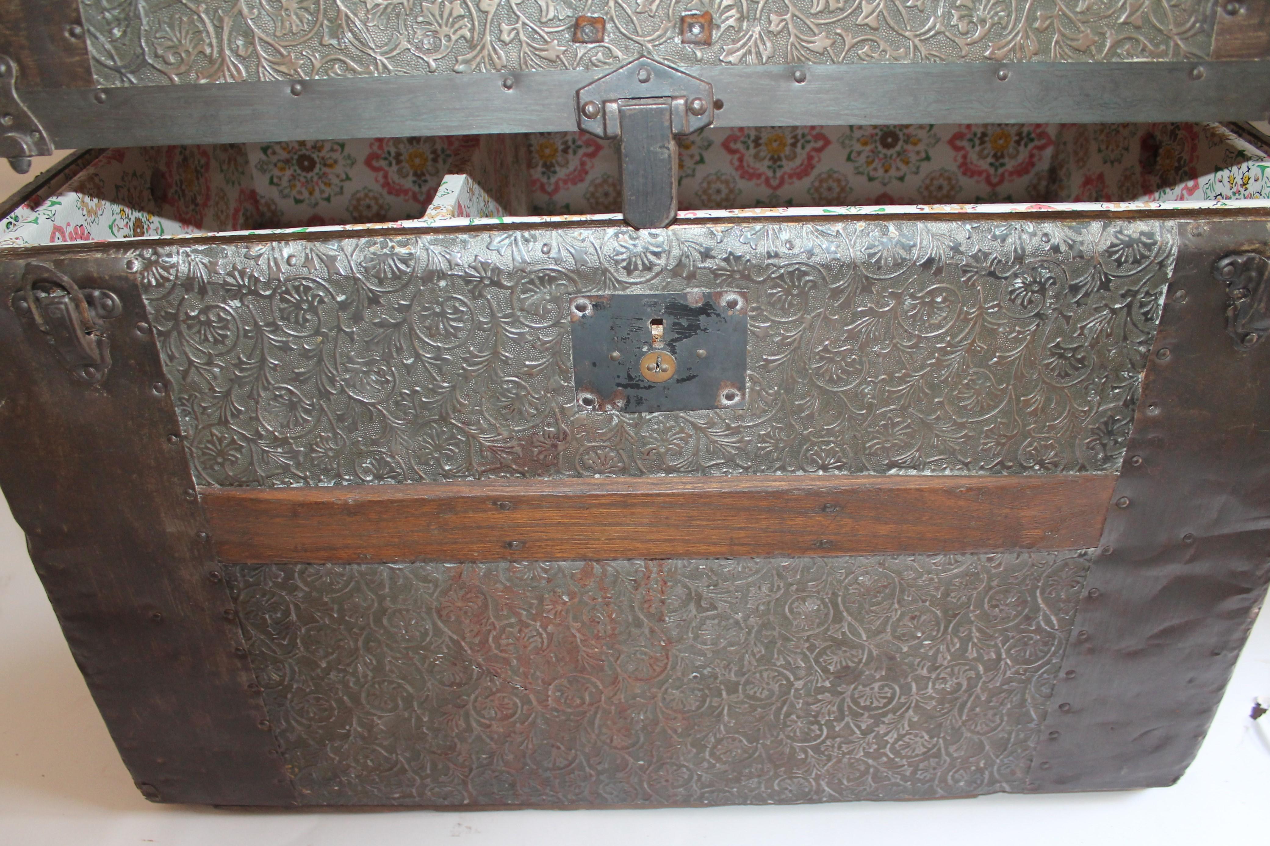 19th Century Trunk with Embossed Tin and Wood In Excellent Condition In Los Angeles, CA