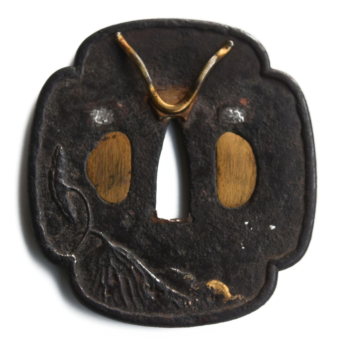 19. Jahrhundert Tsuba ehemaligen japanischen Katana Schutz in Bronze und Vergoldung, Durchmesser ca. 8 cm.