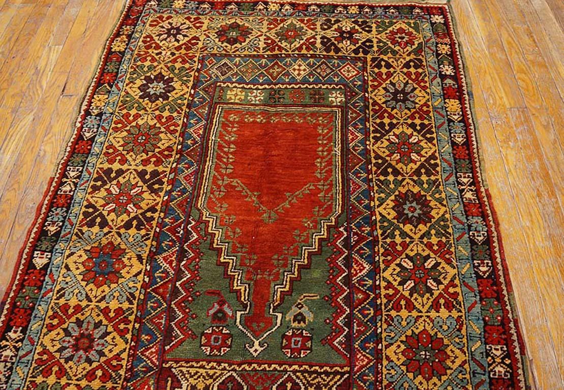 Mid-19th Century 19th Century Turkish Anatolian Mujur Prayer Rug ( 3'7