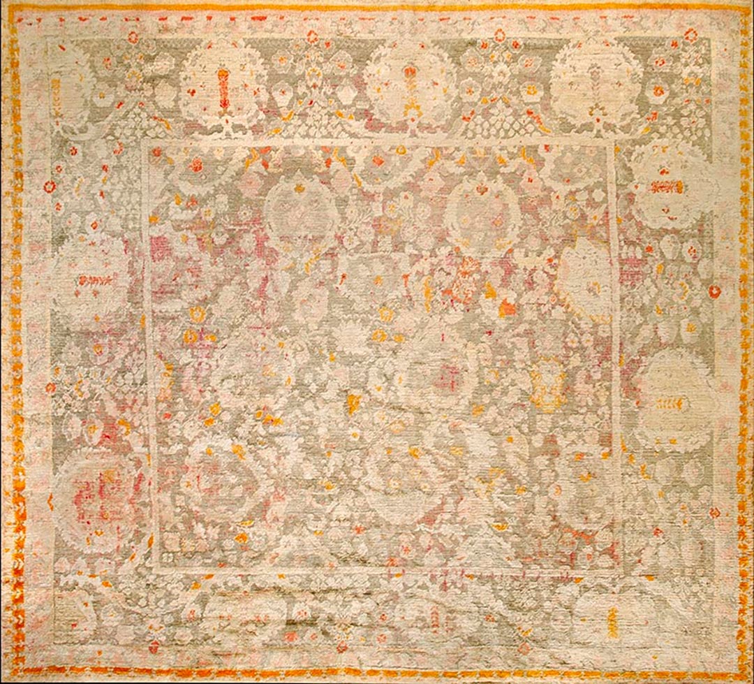 Tapis turc Angora Oushak du 19ème siècle ( 10'6" x 11'6" - 320 x 350 )