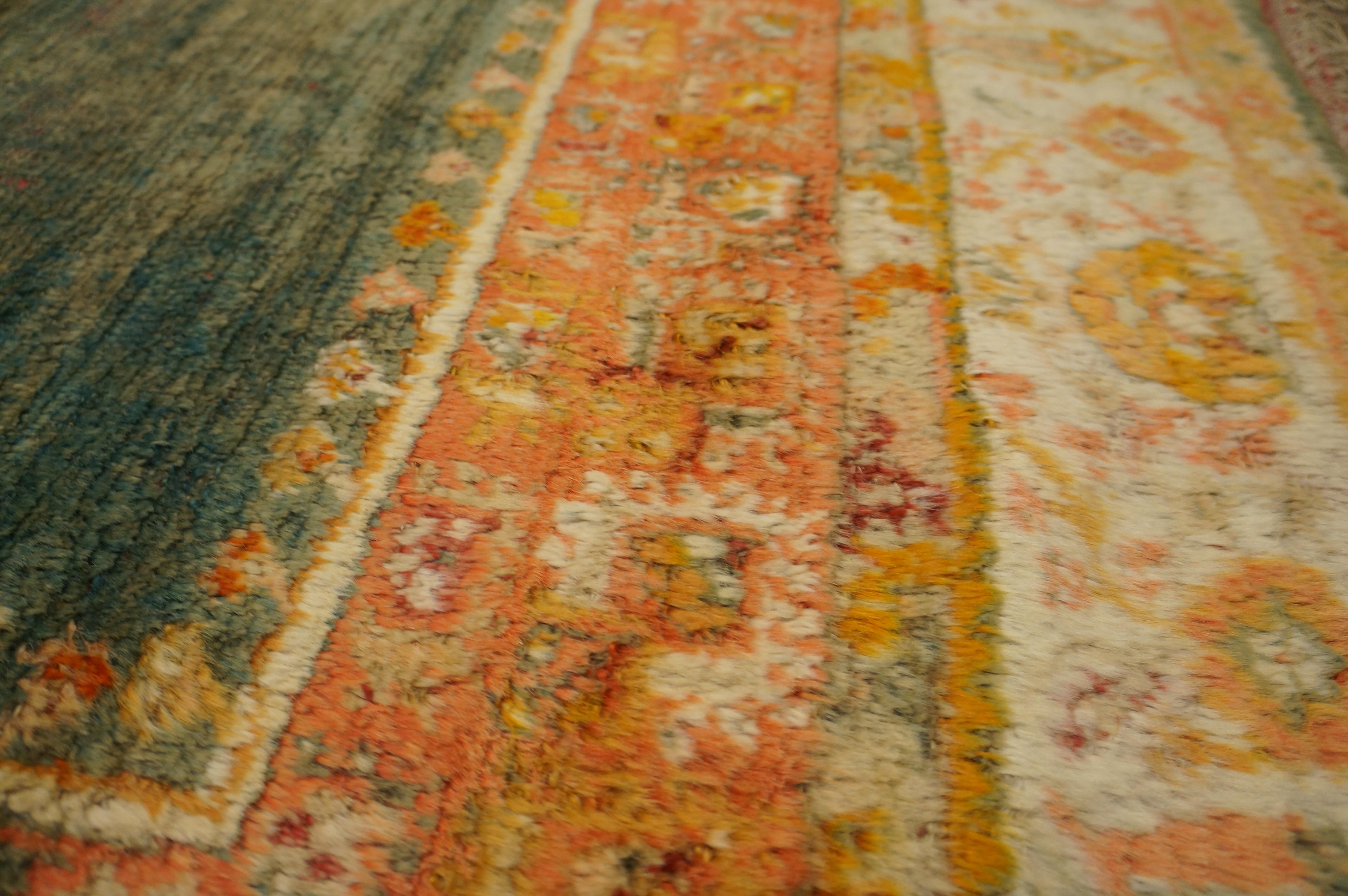 19th Century Turkish Angora Oushak Prayer Carpet ( 4' x 6' - 122 x 183 ) For Sale 5