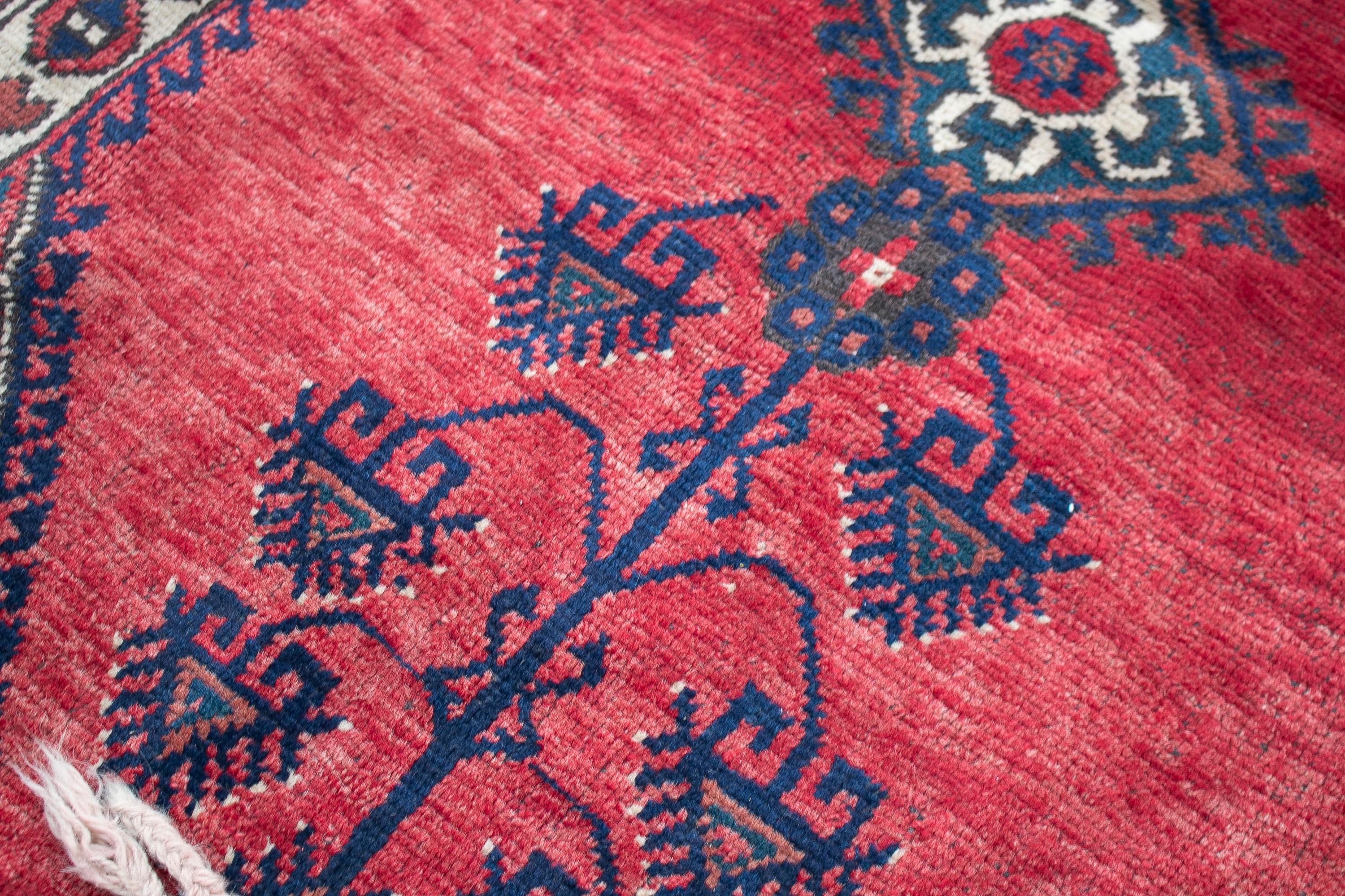 19th Century Turkish Kilim Wool Carpet Rug For Sale 16