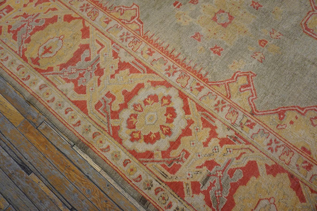 Türkischer Oushak-Teppich des 19. Jahrhunderts ( 10' x 13'6