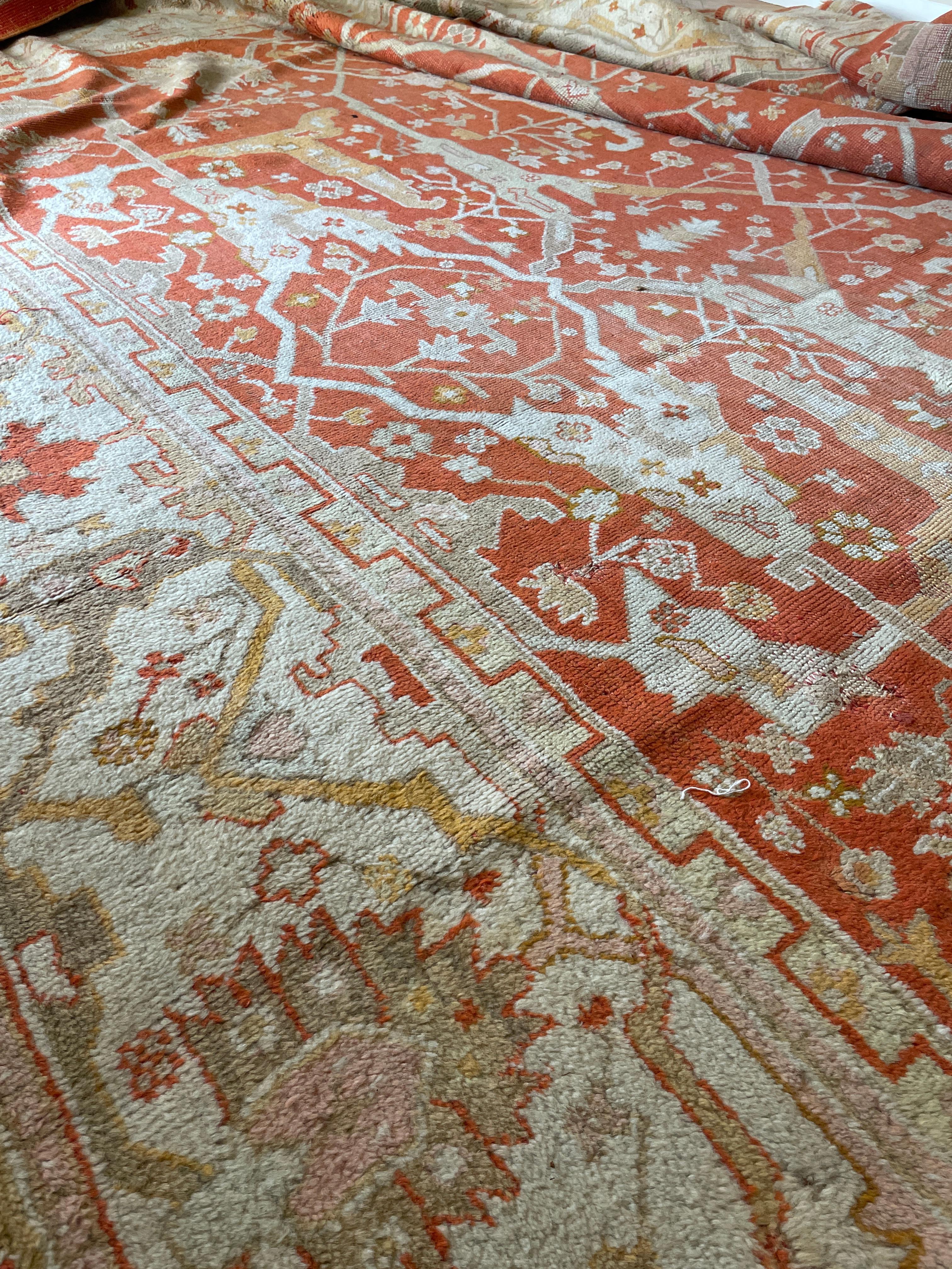 19th Century Turkish Oushak Carpet In Good Condition In London, GB