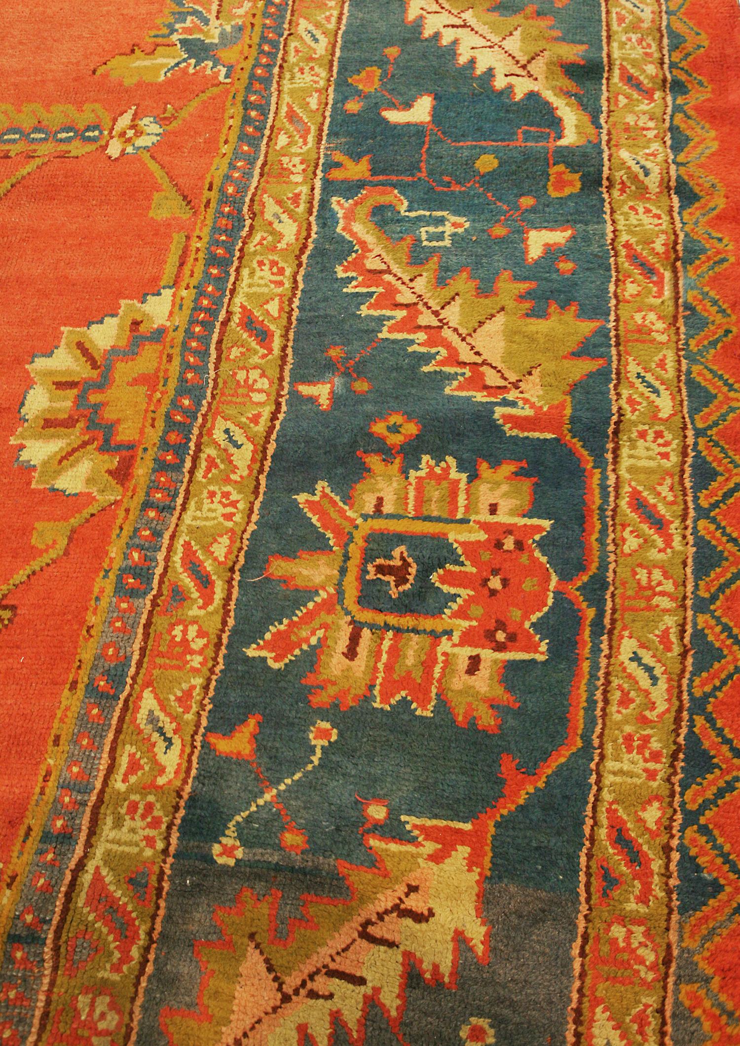Oushak Rug Large Floral Scale Design Rust Field Color In Good Condition For Sale In Ferrara, IT