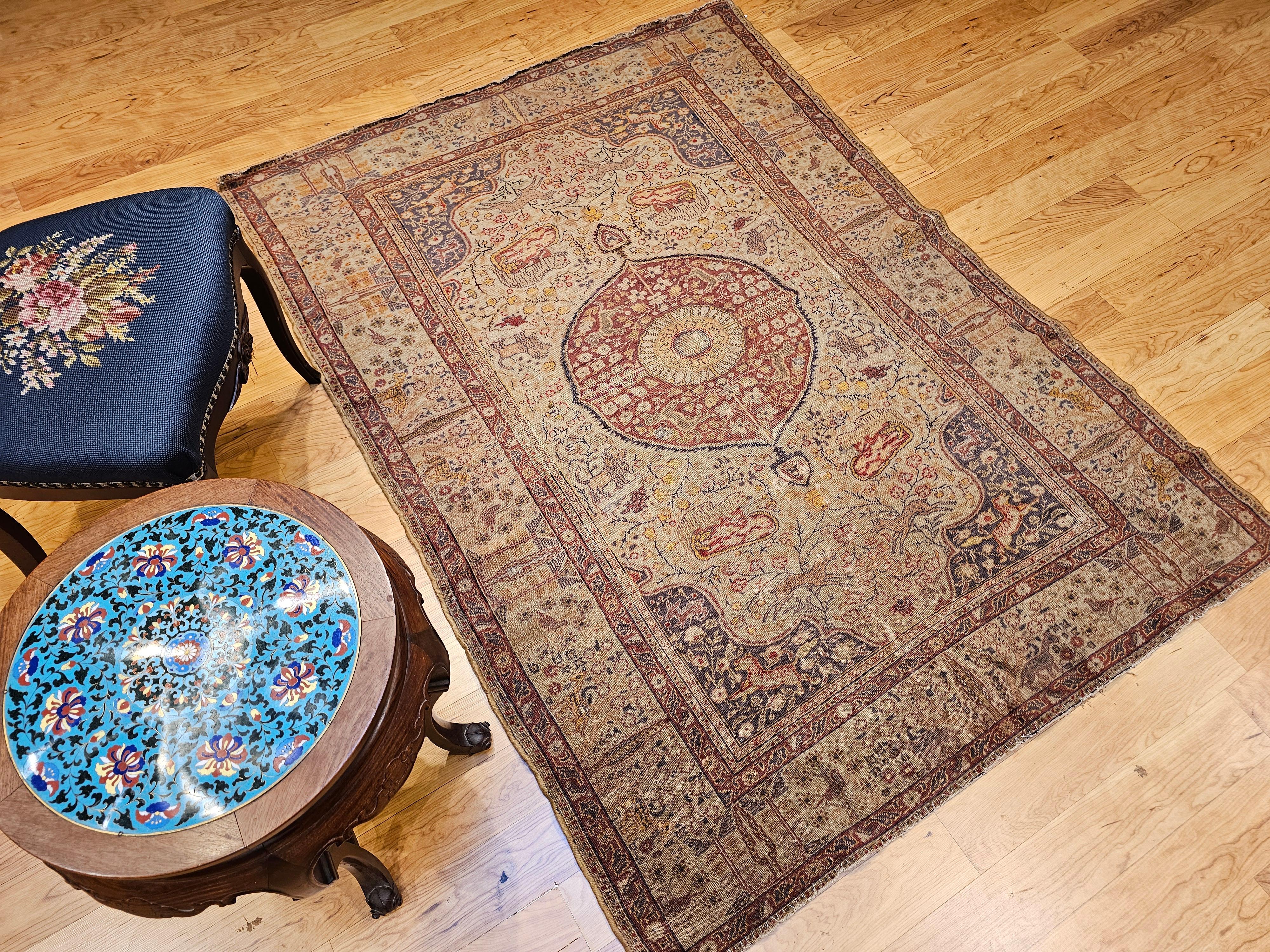Tapis turc Sivas du XIXe siècle en vert pâle, lavande, bourgogne et jaune en vente 11