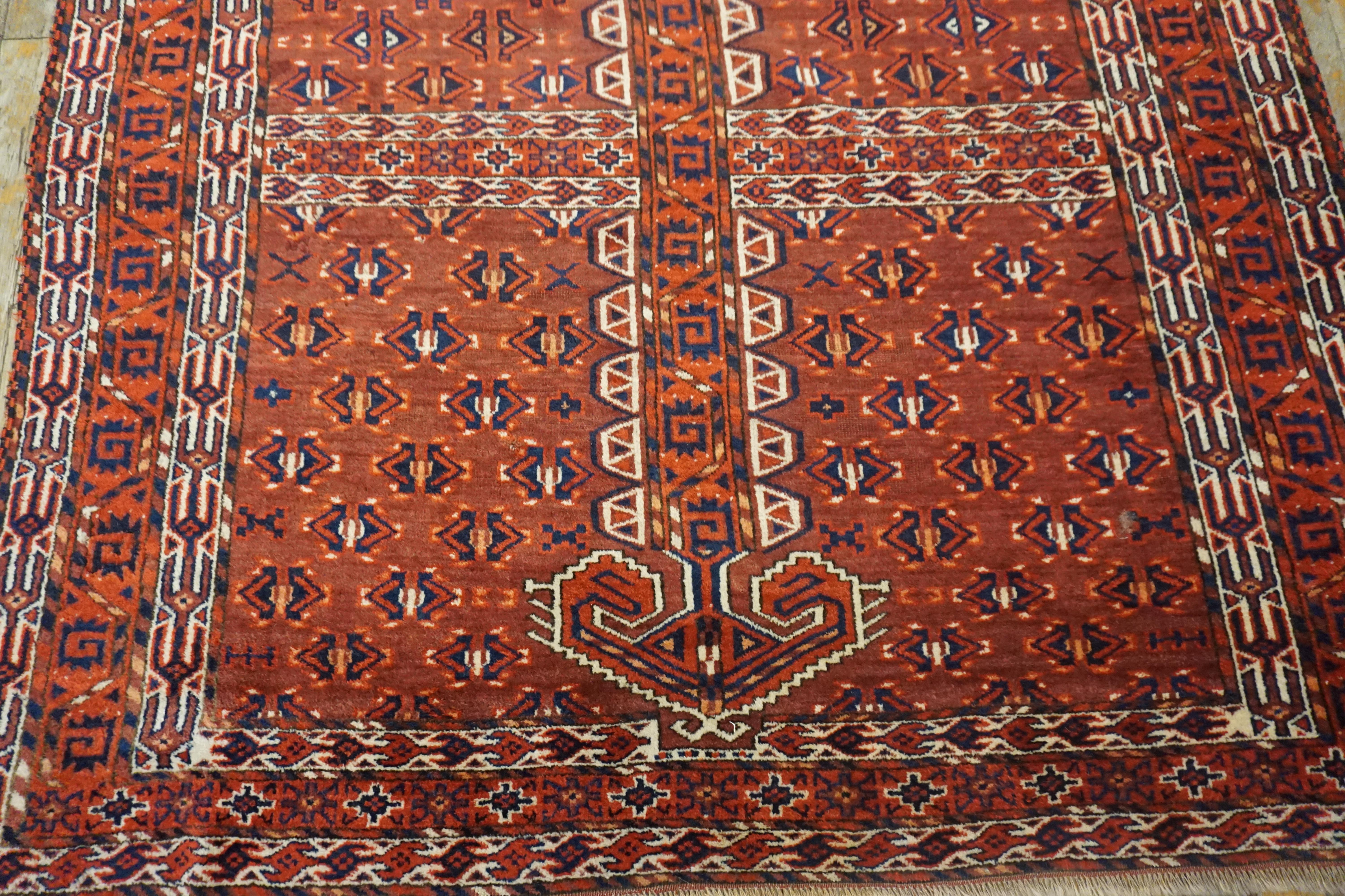 19th Century Turkmen Engsi Carpet ( 4 7