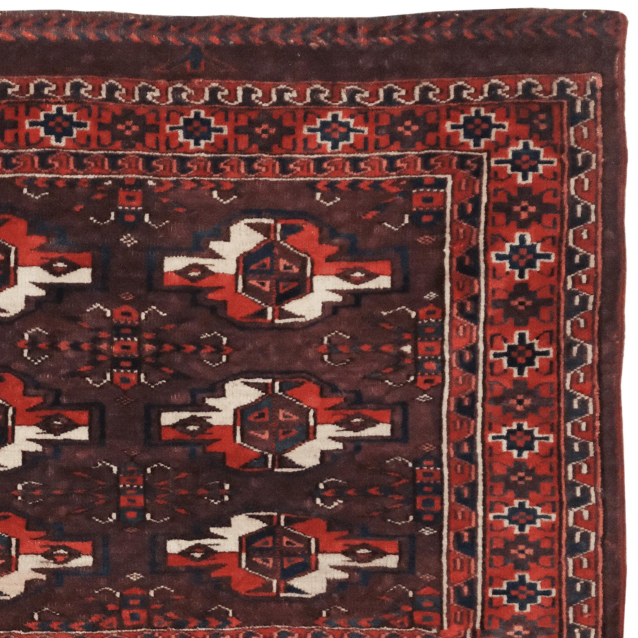 Turkmenischer Karadaschli-Tschowal aus dem 19. (Handgewebt) im Angebot