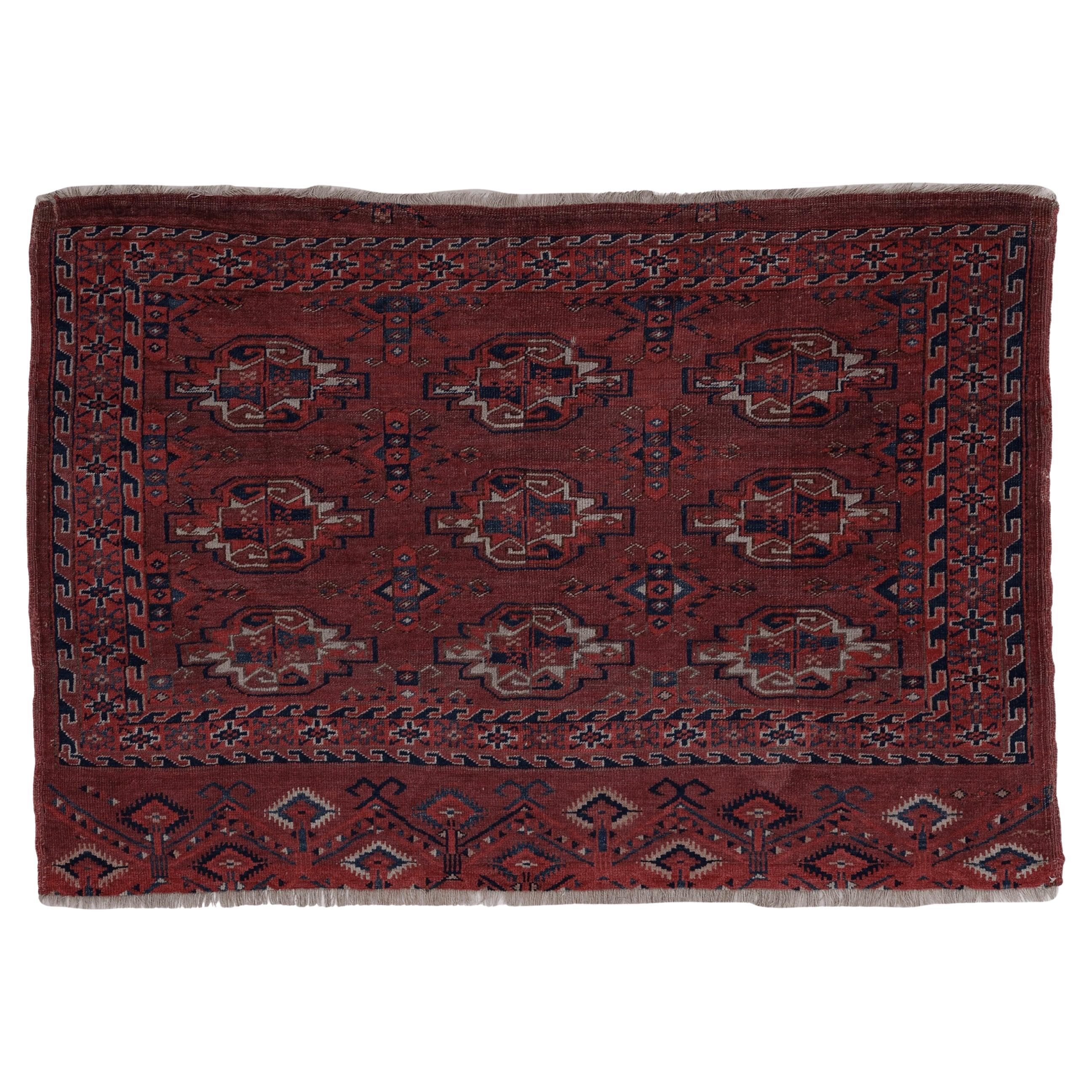 Yomud Chuval turkmène du 19e siècle en vente