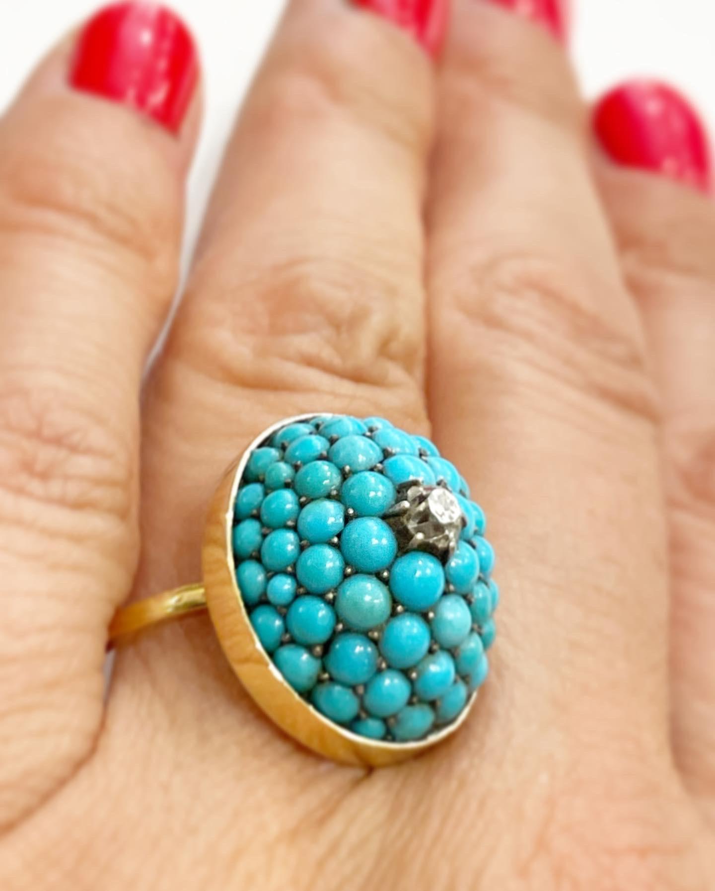 Turquoise, Diamond and 18k Yellow Gold Fashion Coctail Ring 2