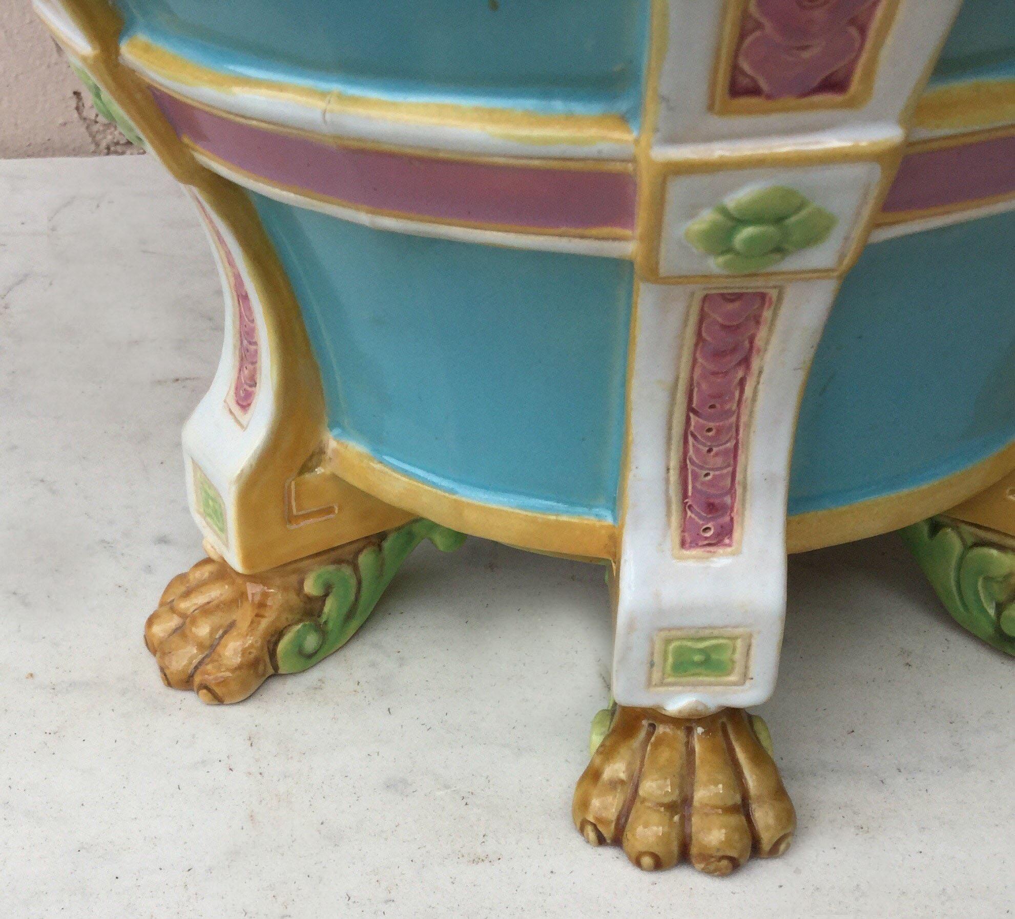 19th Century Turquoise Minton Majolica Lions Jardiniere In Good Condition In Austin, TX