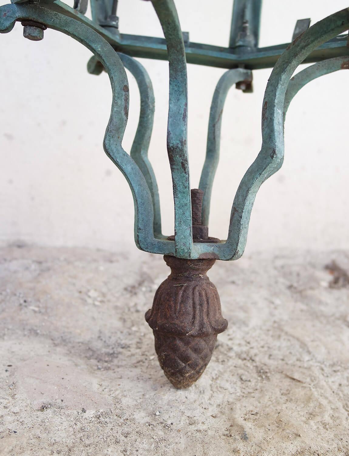 19th Century Tuscan Castle Wrought Iron Lantern  In Good Condition In Roma, IT