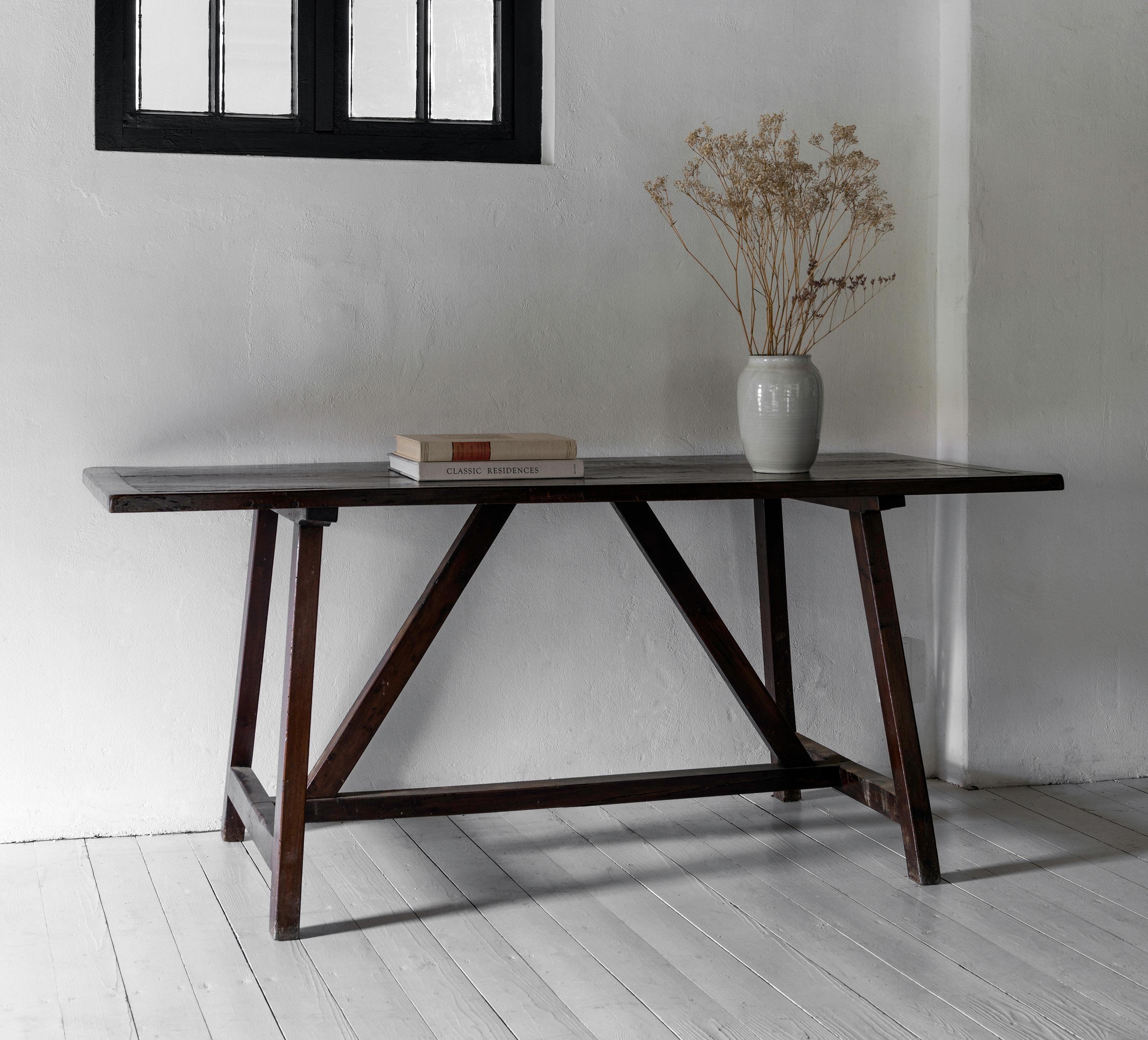 19th century Tuscan library desk in Fratino style In Good Condition For Sale In Jesteburg, DE