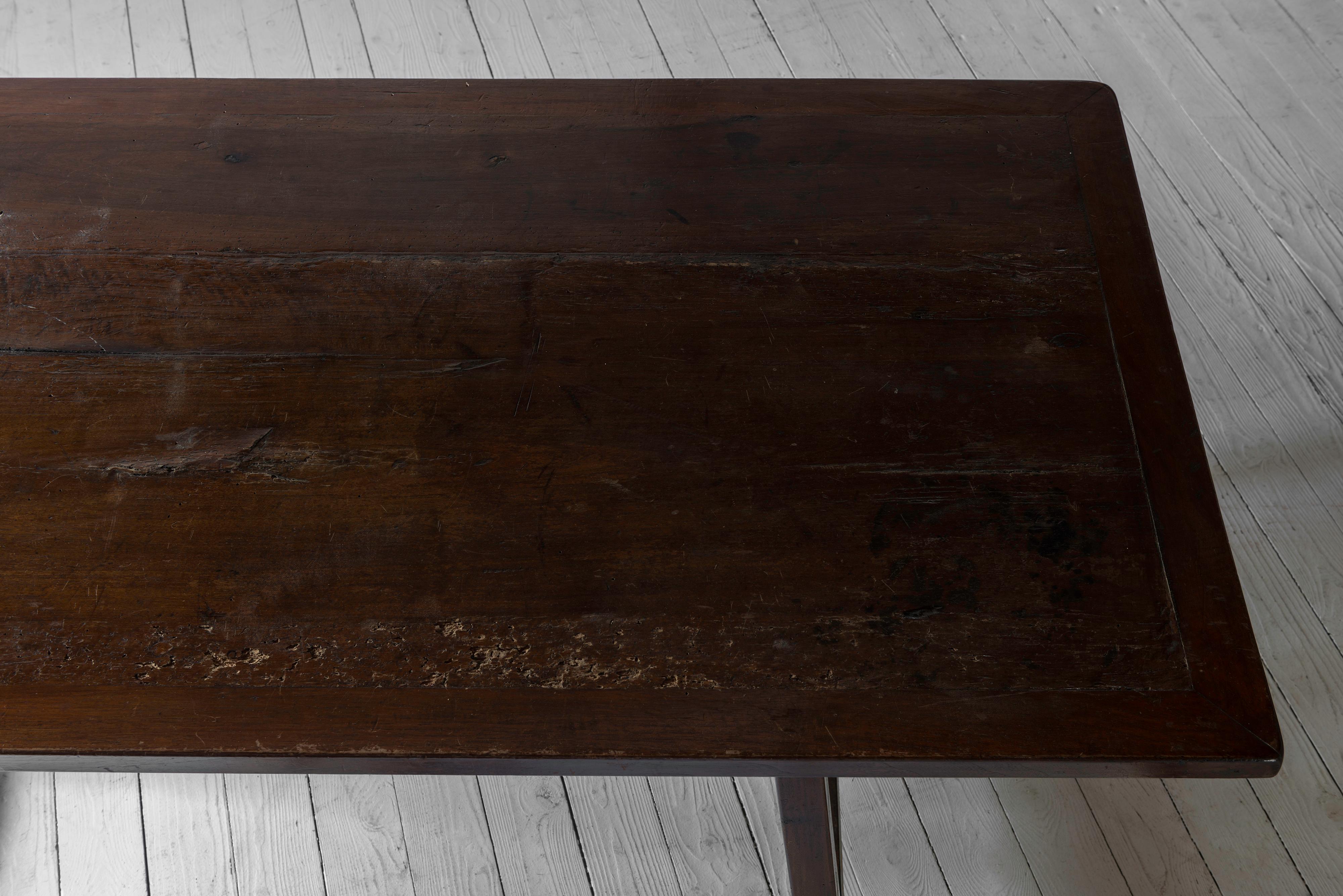 19th century Tuscan library desk in Fratino style For Sale 2