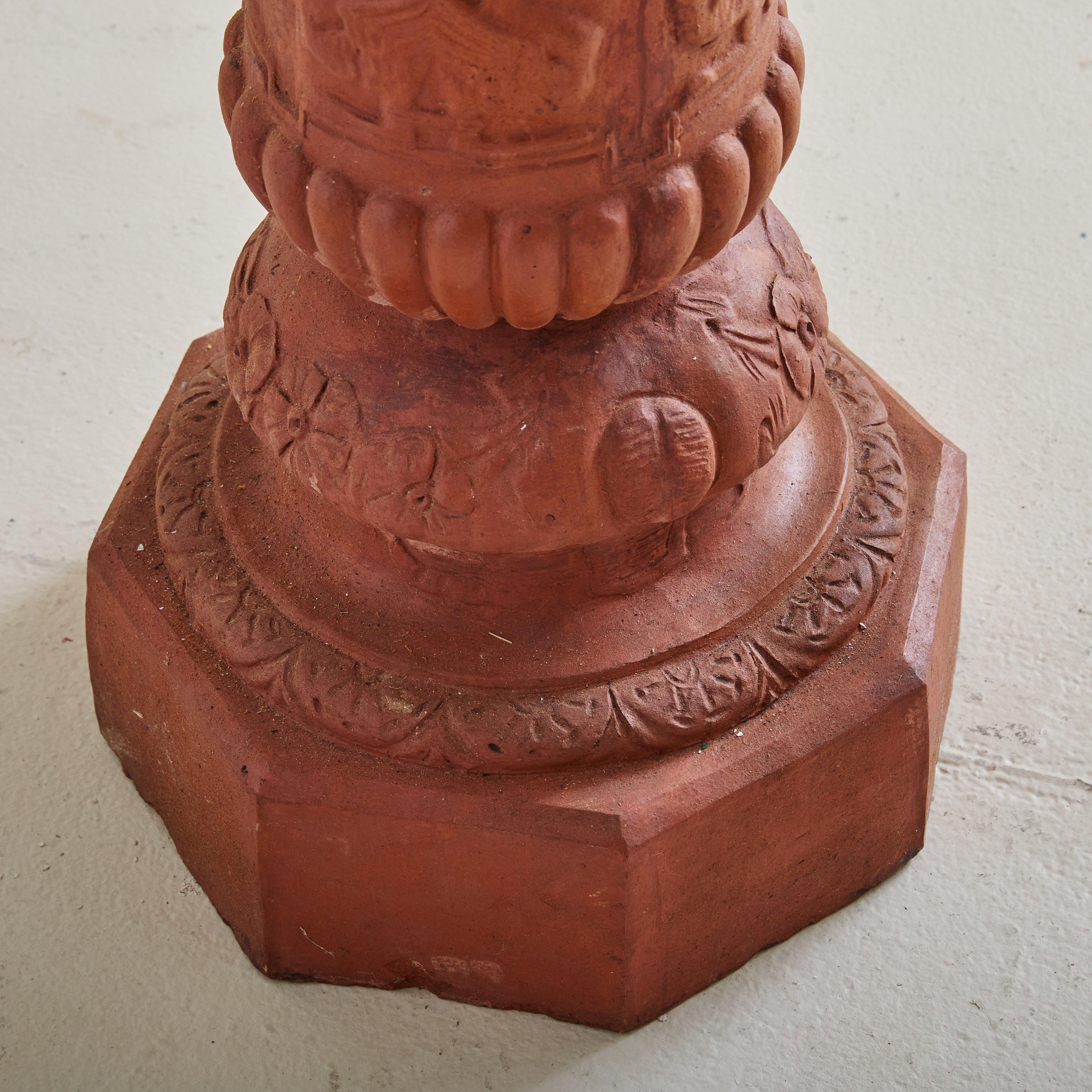 19th Century Tuscan Terracotta Column In Good Condition For Sale In Chicago, IL