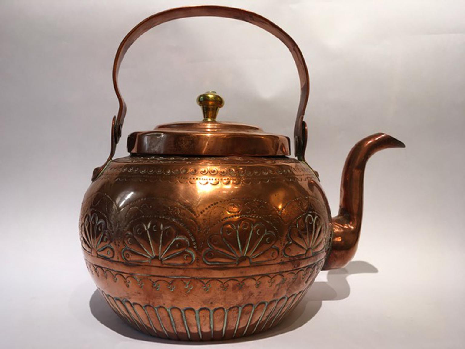 italien Italie 19ème siècle Toscane Cuisine Bouilloire en cuivre Pot à eau en vente