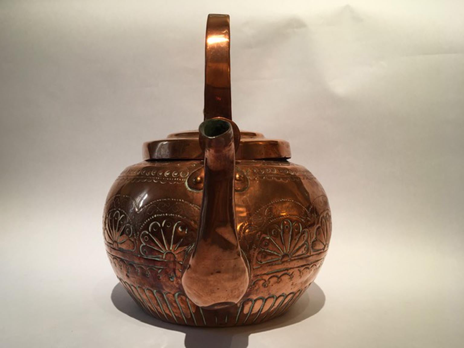 Italian Italy 19th Century Tuscany Kitchen Copper Water Kettle Pot For Sale