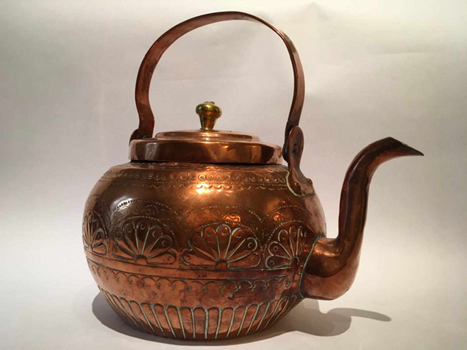 Hand-Crafted Italy 19th Century Tuscany Kitchen Copper Water Kettle Pot For Sale
