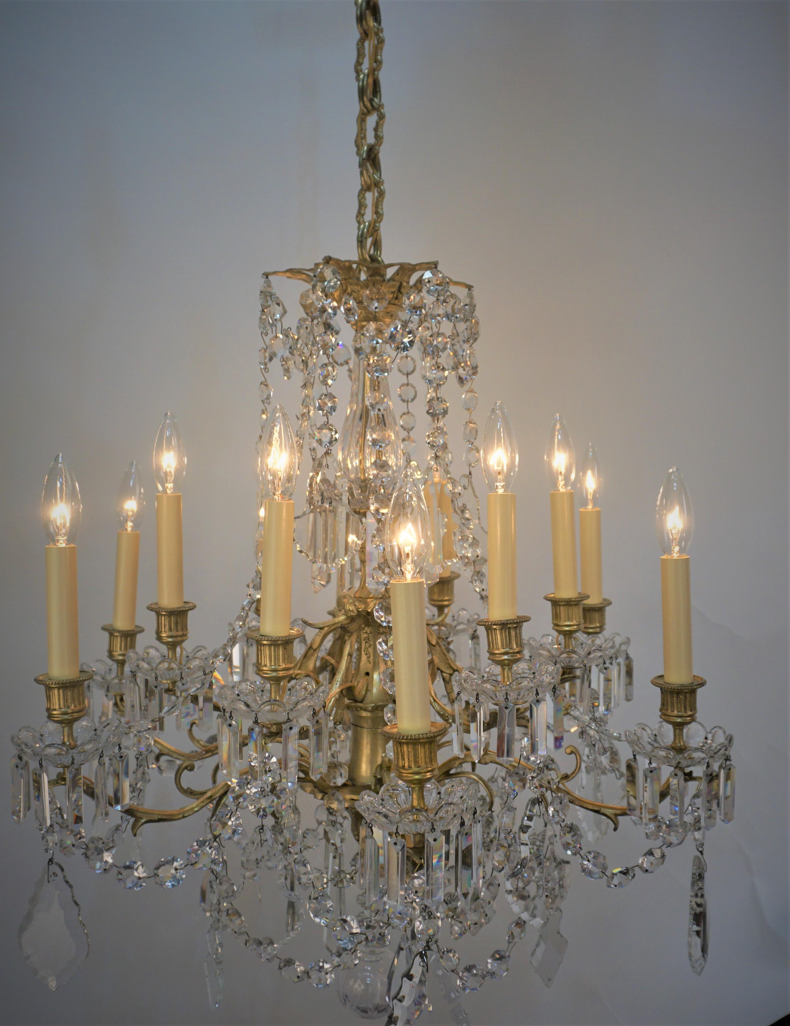 19th Century twelve Light Baccarat Crystal Chandelier In Good Condition For Sale In Fairfax, VA