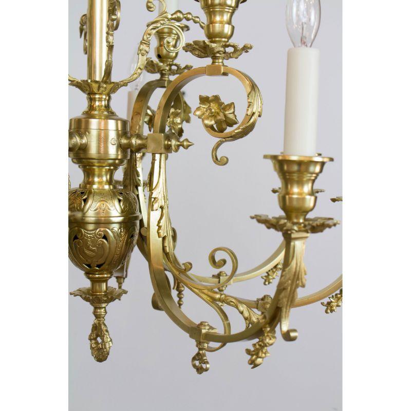 19th Century Twelve Light Continental Brass Gas Chandelier For Sale 6