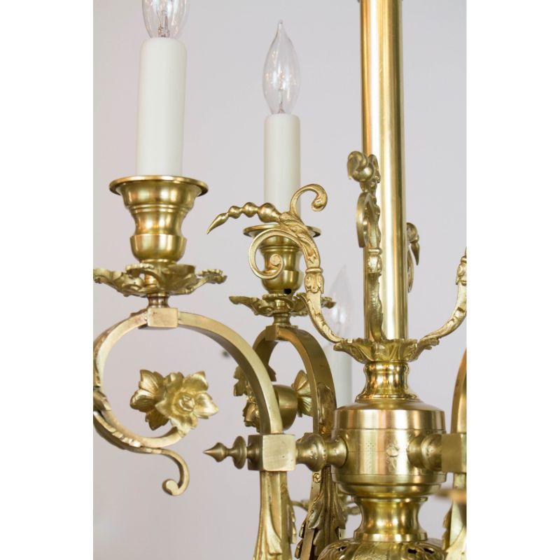19th Century Twelve Light Continental Brass Gas Chandelier For Sale 1