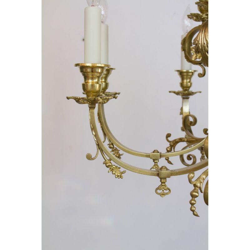 19th Century Twelve Light Continental Brass Gas Chandelier For Sale 4