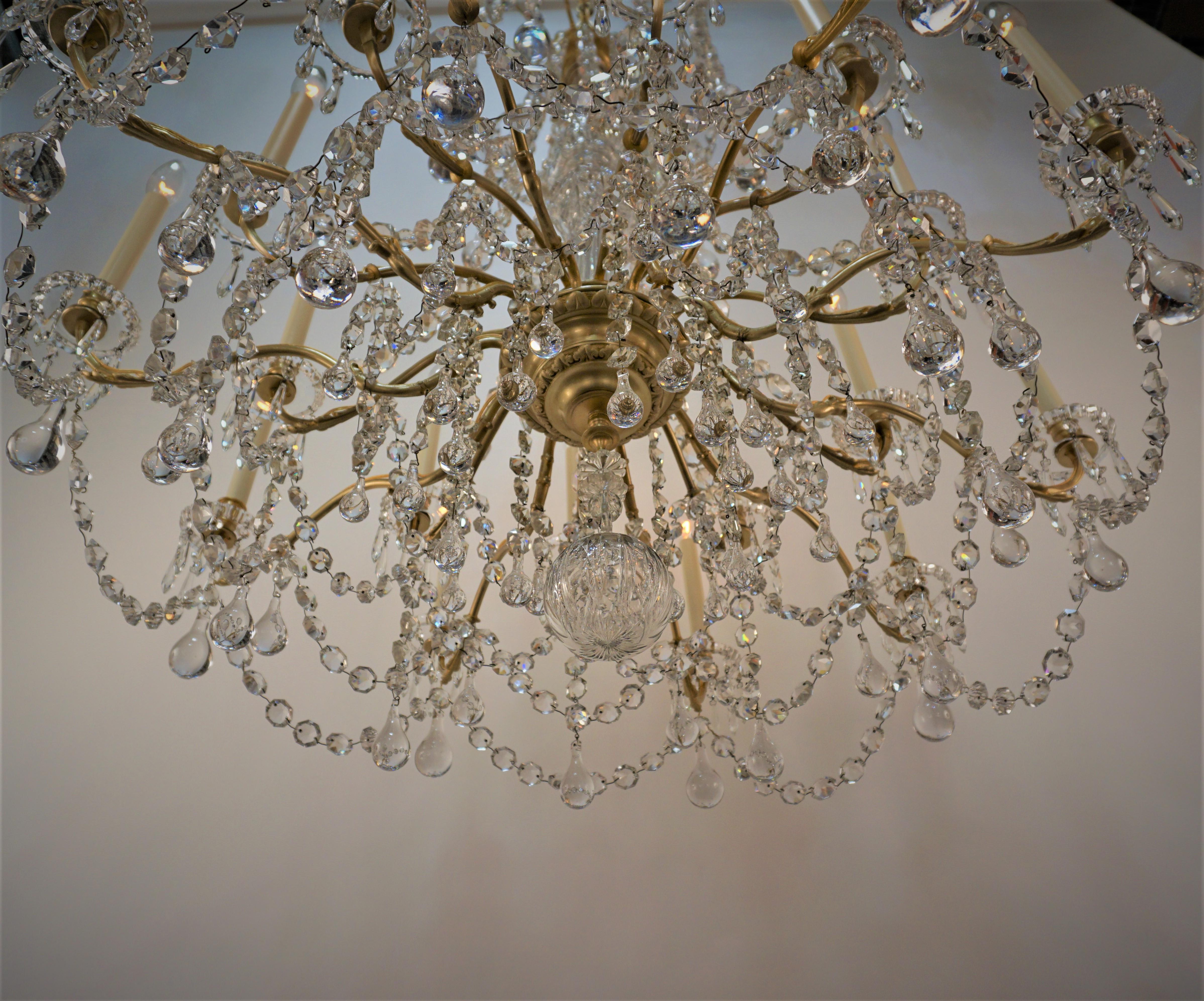 19th Century Twenty Lights Signed Baccarat Crystal Chandelier 4