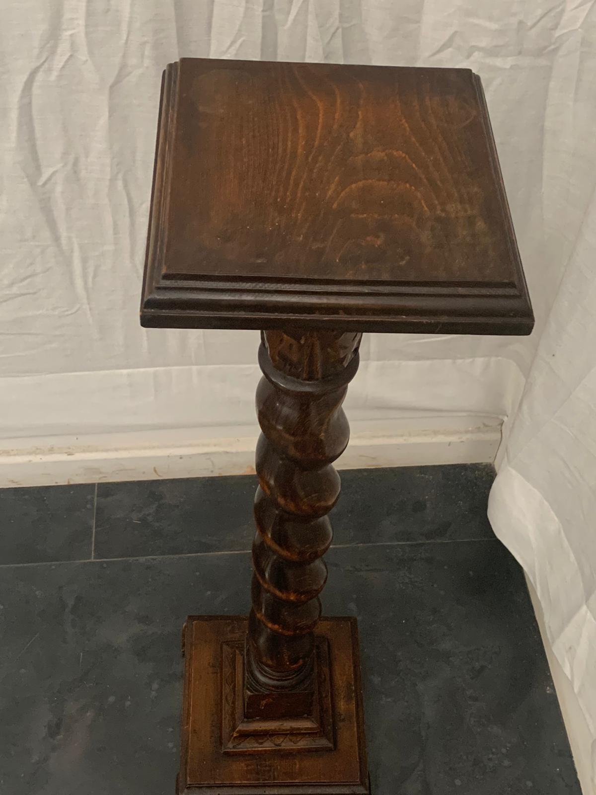 Fir 19th Century Twisting Pedestal Table