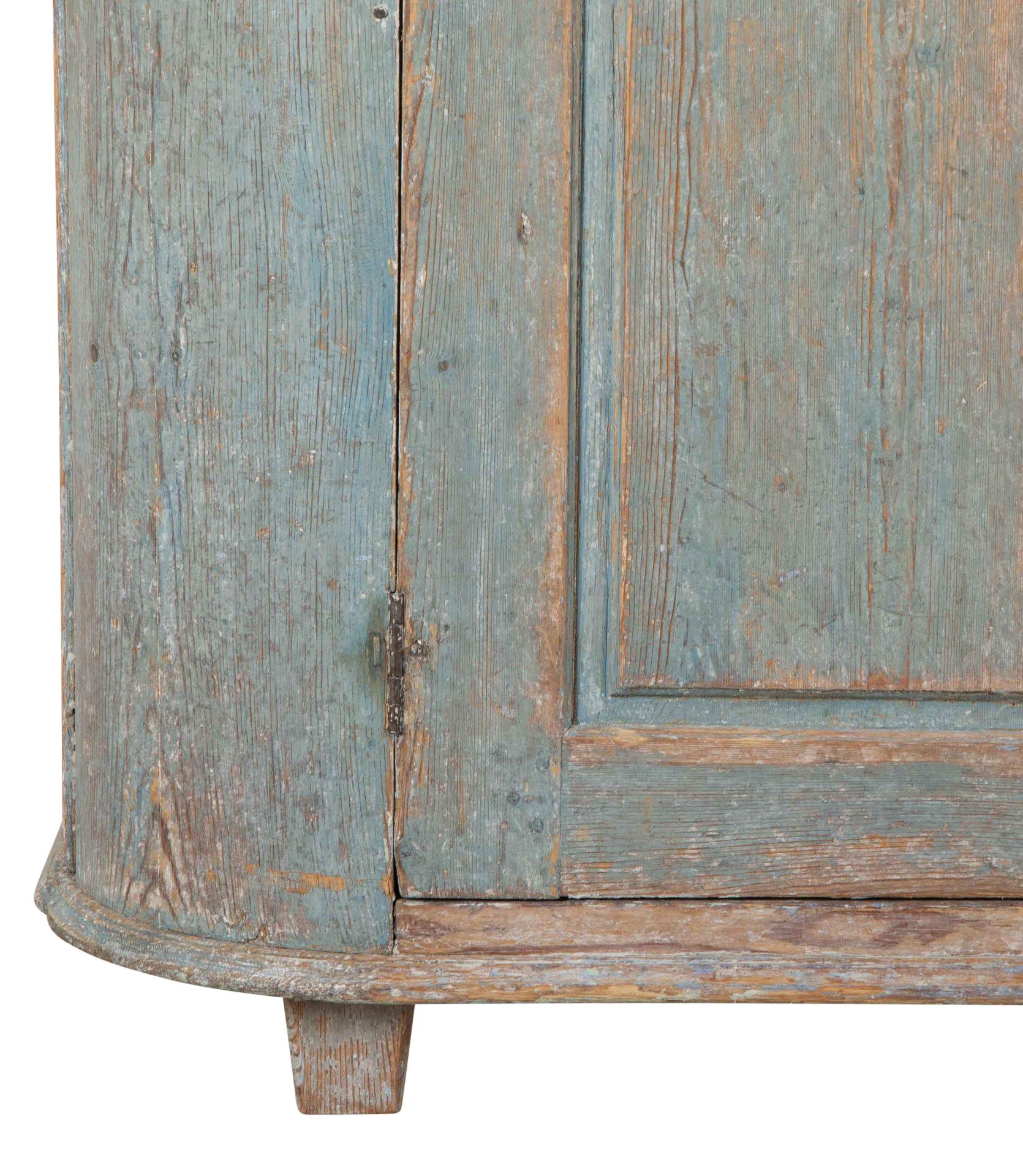 19th Century Two Part Cabinet in Original Paint, from Umea Vasterbotten, Sweden For Sale 1