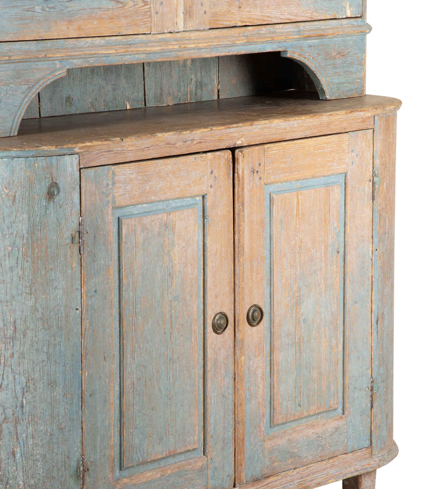19th Century Two Part Cabinet in Original Paint, from Umea Vasterbotten, Sweden For Sale 3