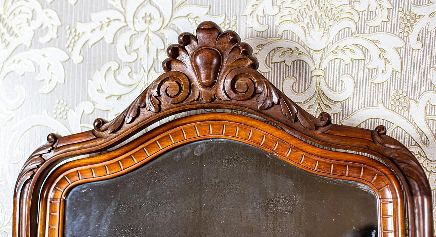 Zweiteilige Kommode aus dem 19. Jahrhundert mit Spiegel in braunem Furnier und Palisanderholz (Rosenholz) im Angebot