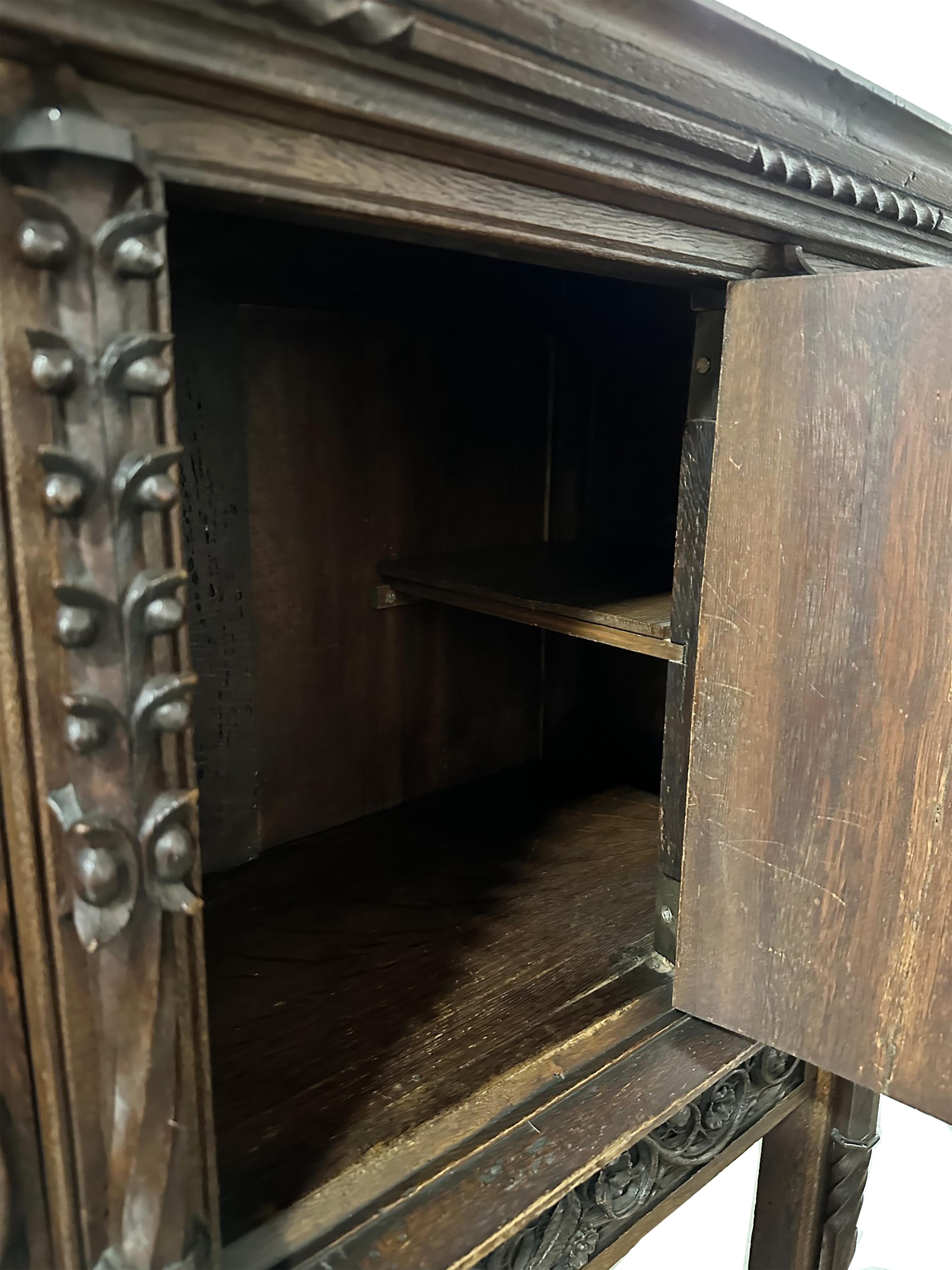 19th Century Two-Piece Gothic Style Oak Cabinet For Sale 7