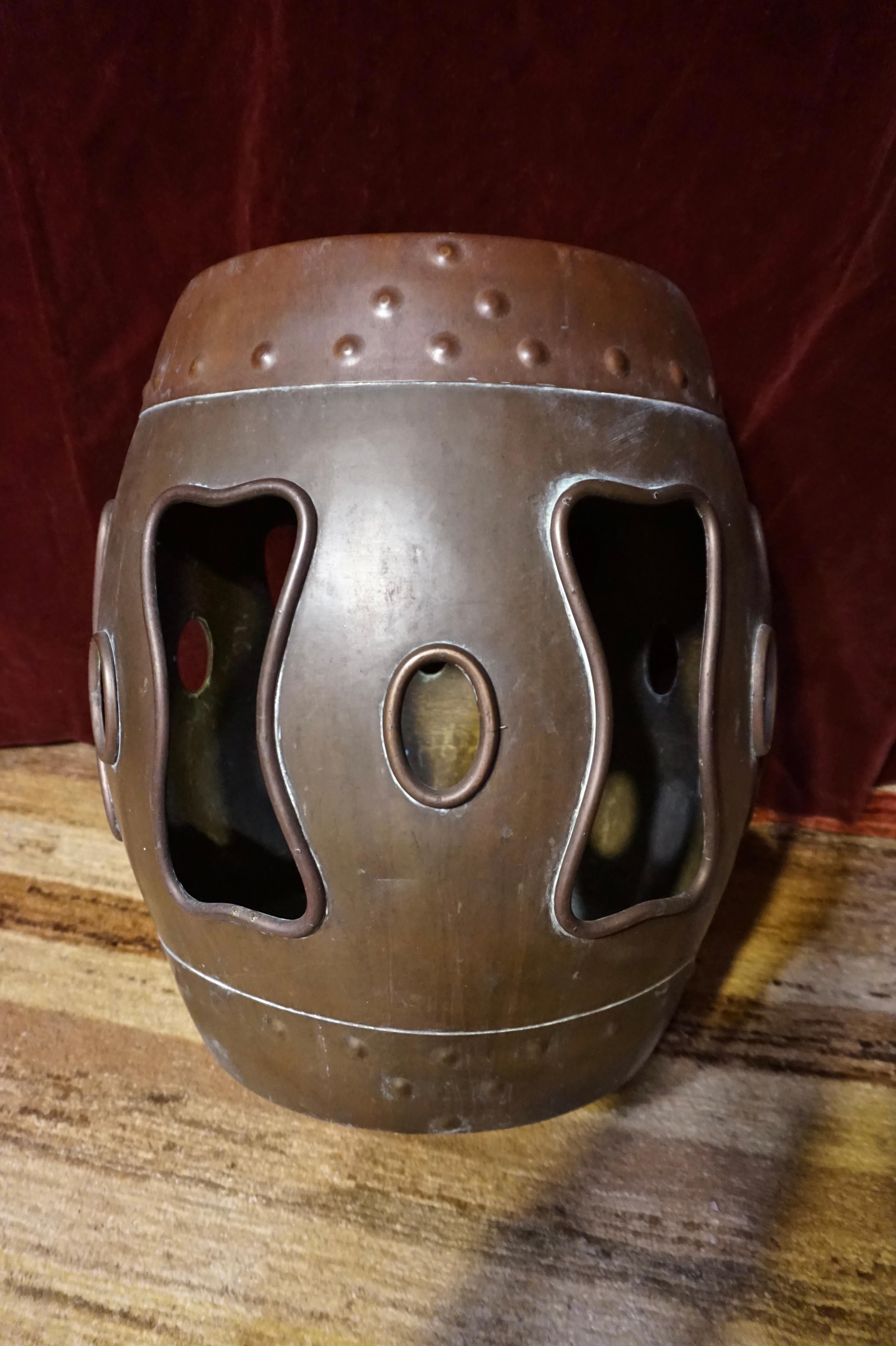 19th Century Two-Tone Patinated Chinese Brass & Copper Garden Barrel Drum Stool For Sale 2