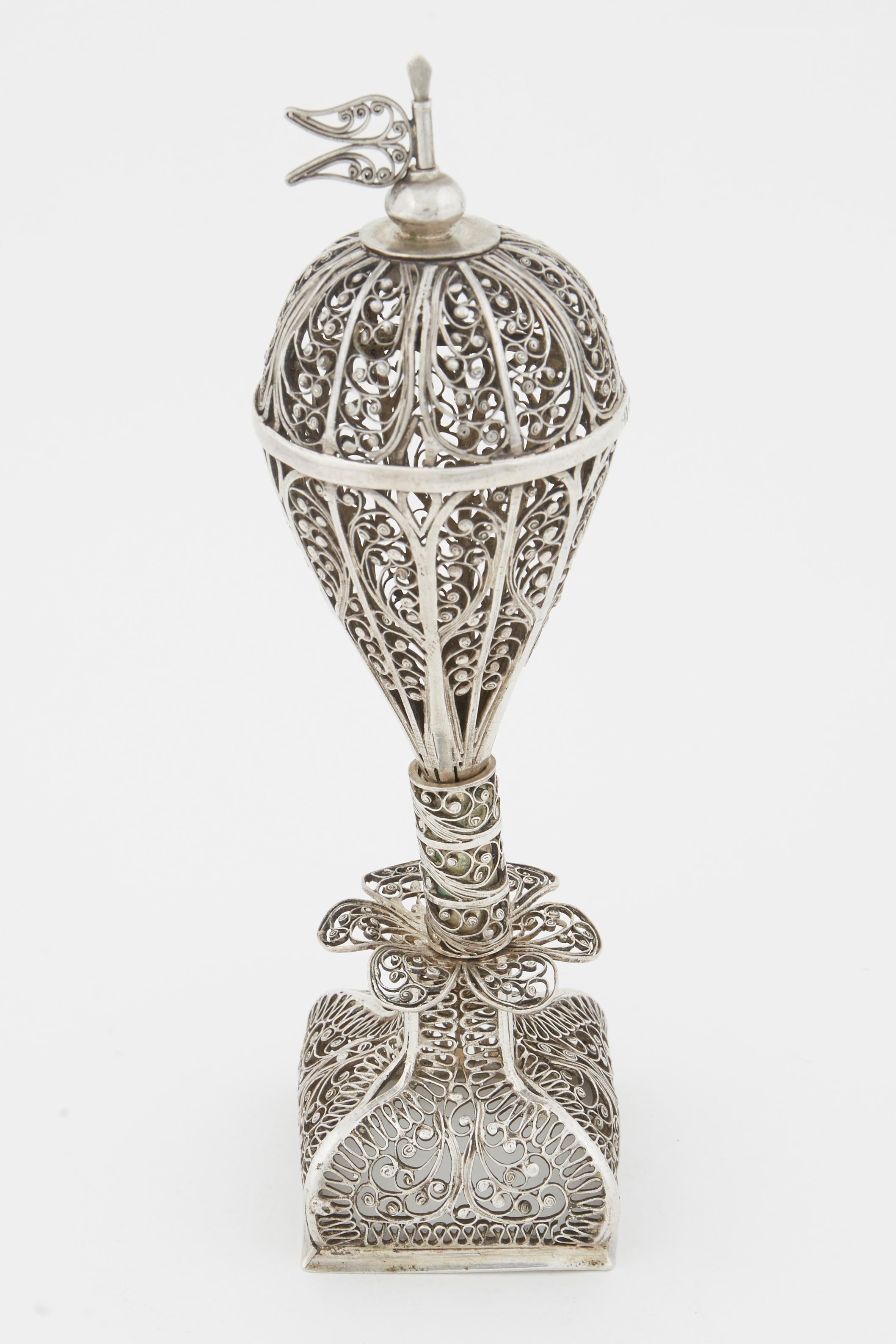 19th Century Ukrainian Silver Spice Tower In Excellent Condition In New York, NY