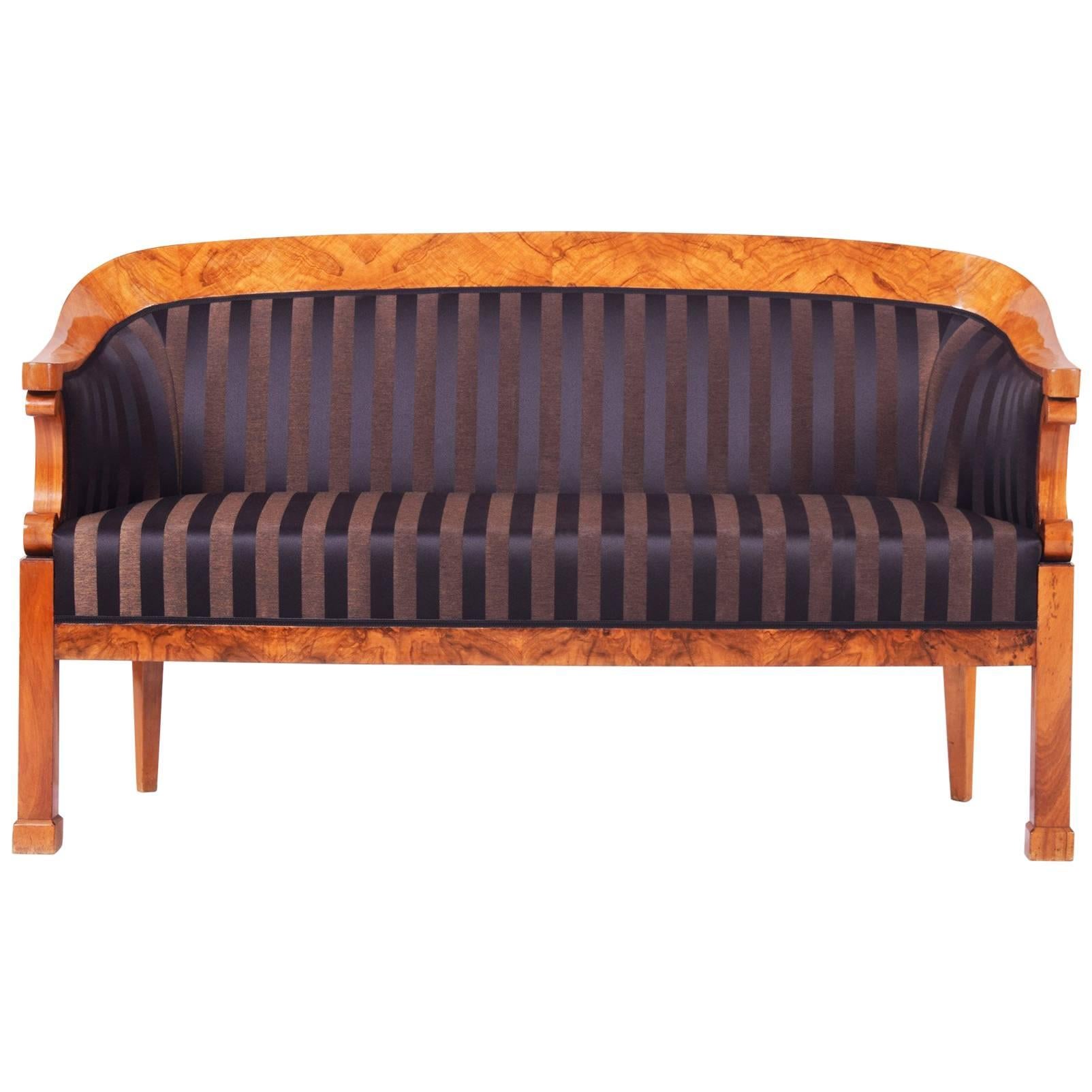 19th Century Unique Austrian Biedermeier Sofa, Material Walnut, Period 1820-1829