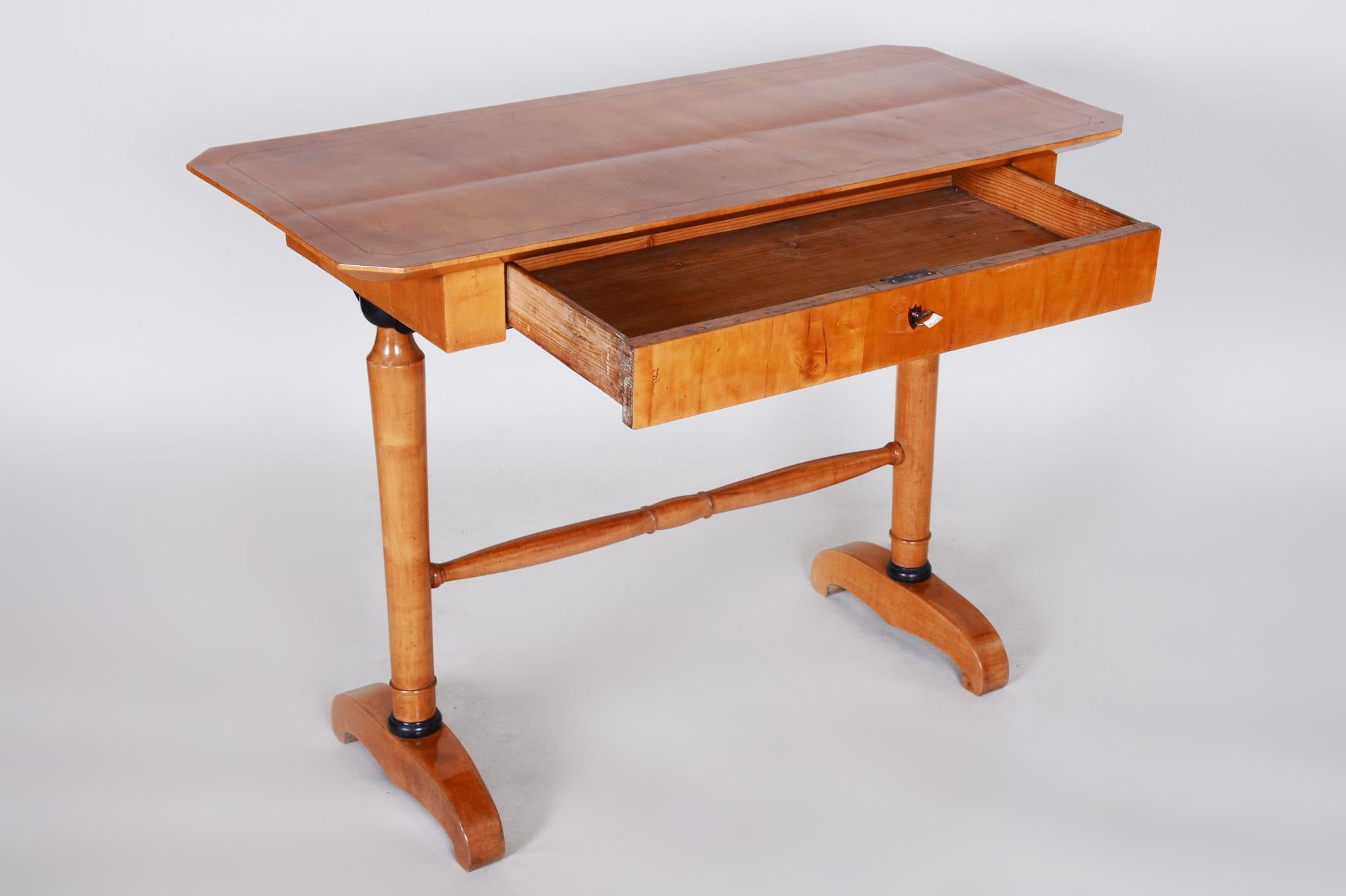 19th Century Unique Restored German Biedermeier Maple Writing Desk, 1830s 5