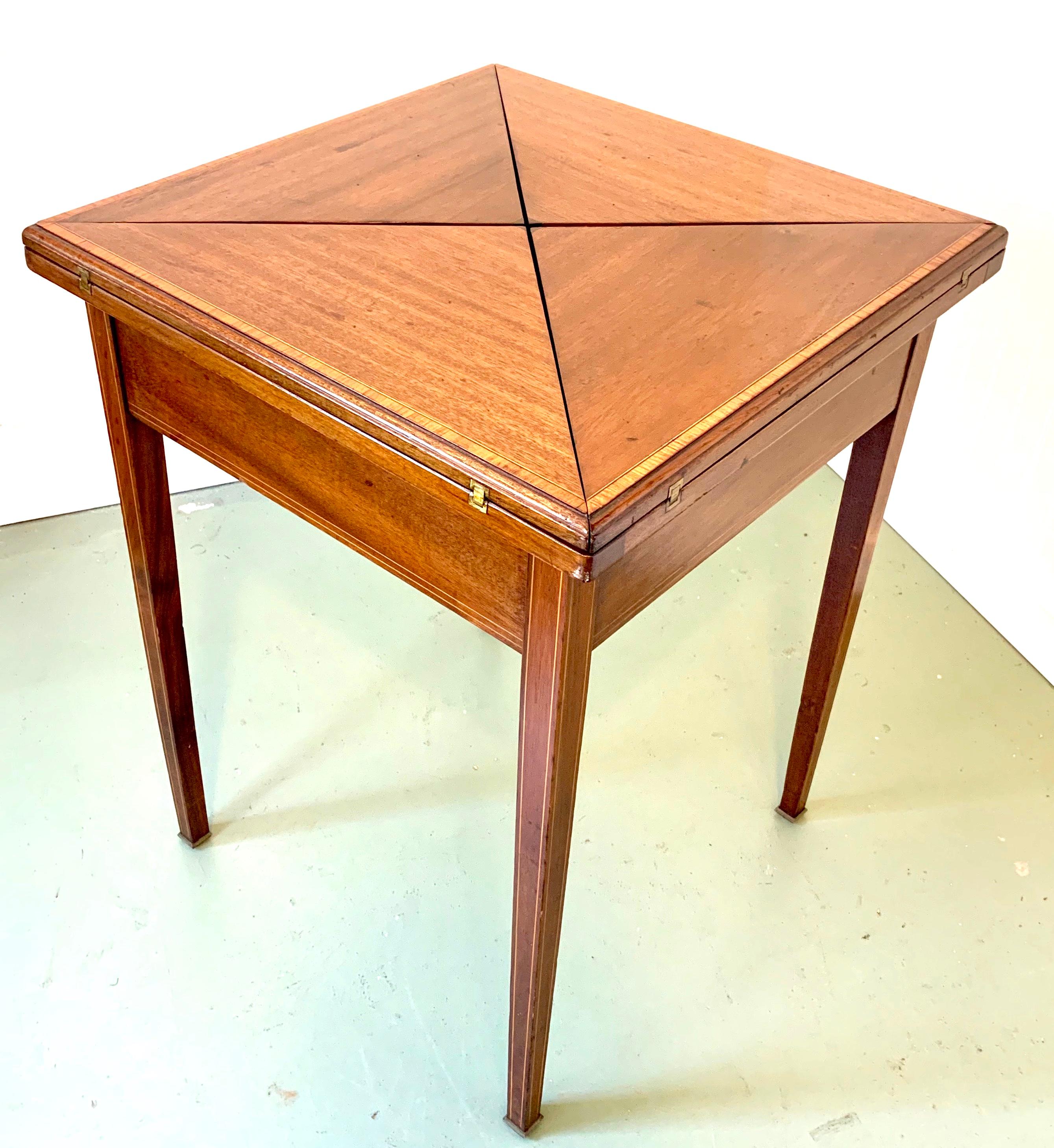 Woodwork 19th Century Unique Wooden Card Table with Envelope Top For Sale