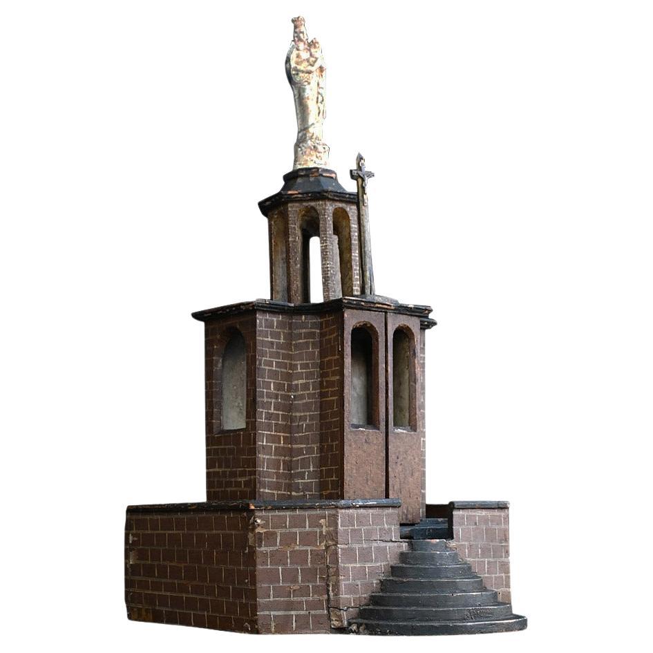 Modelo inusual de capilla/monumento de arte popular del siglo XIX