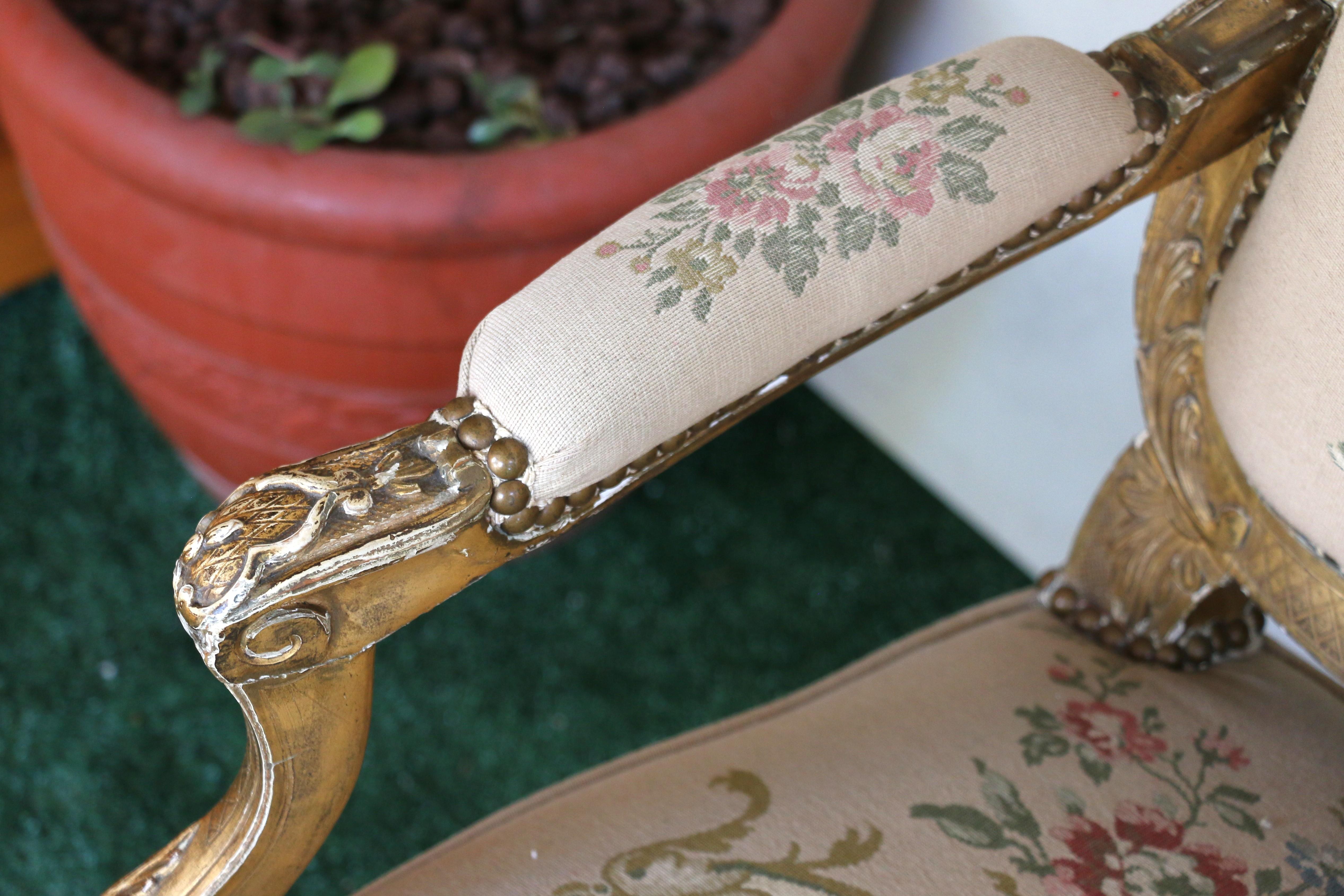 Canapé tapissé à motifs musicaux, France, 19e siècle en vente 9