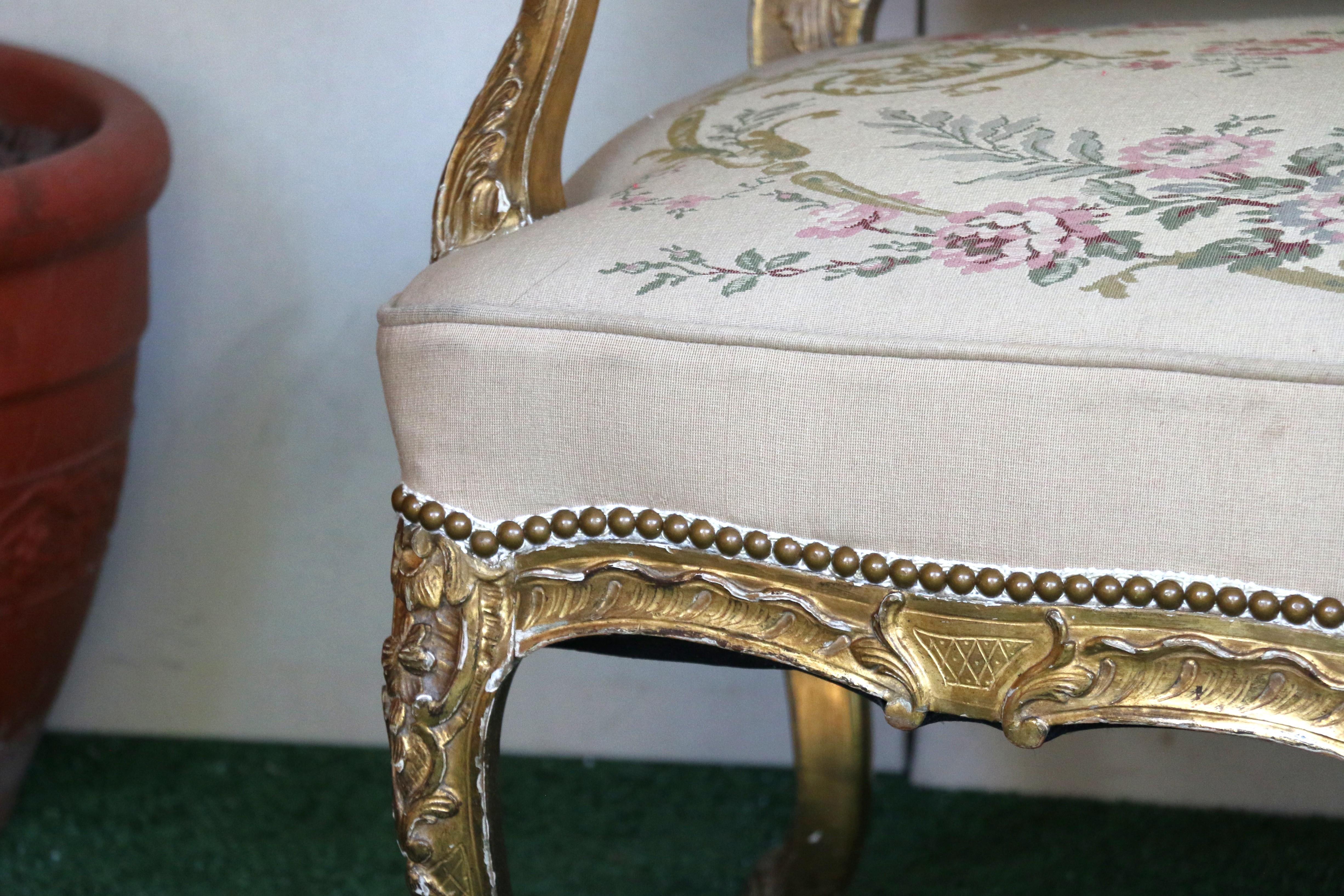 Canapé tapissé à motifs musicaux, France, 19e siècle en vente 12