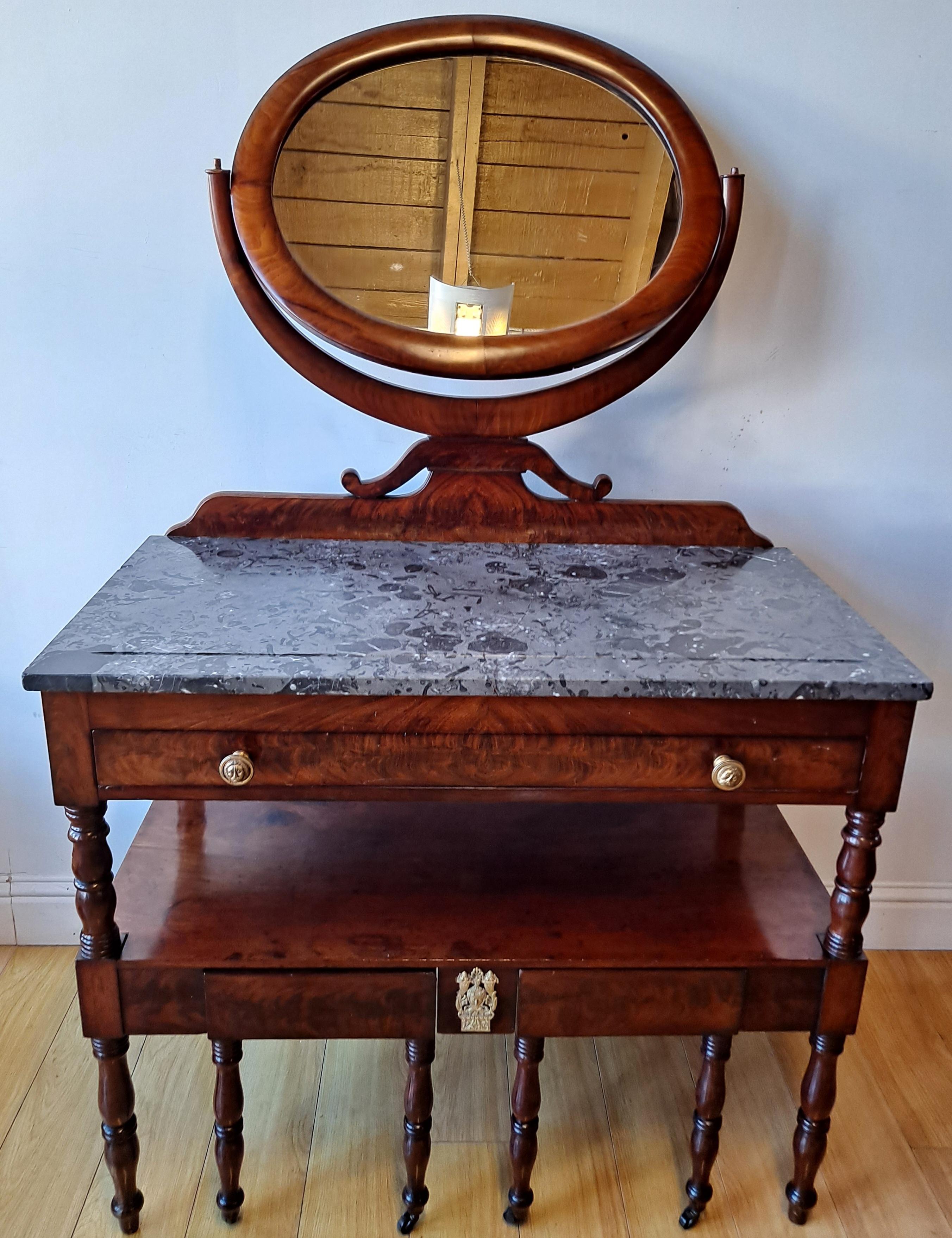19th C. American Empire Mahogany Vanity Dressing Table w/Marble Top For Sale 1