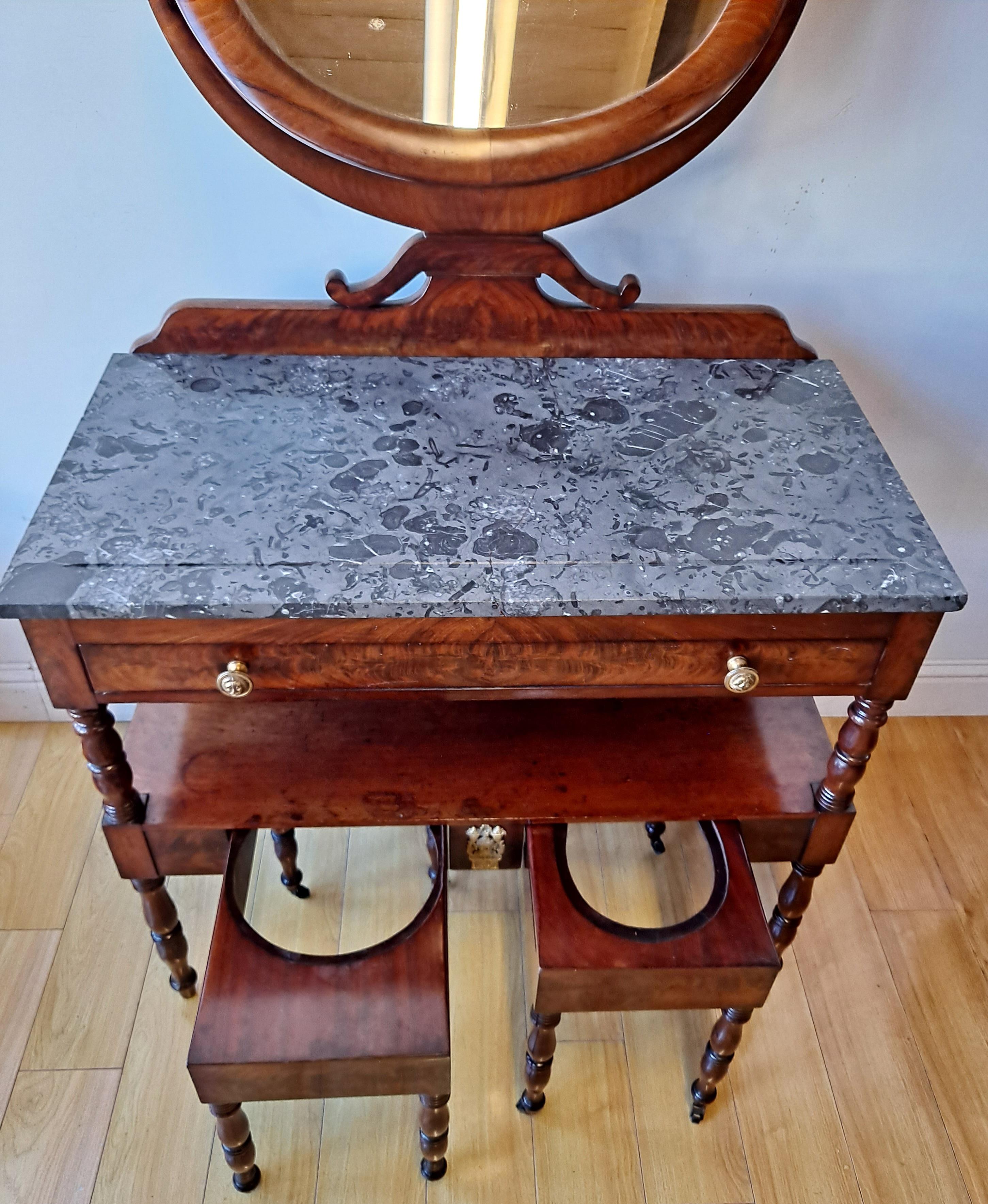 19th C. American Empire Mahogany Vanity Dressing Table w/Marble Top For Sale 3