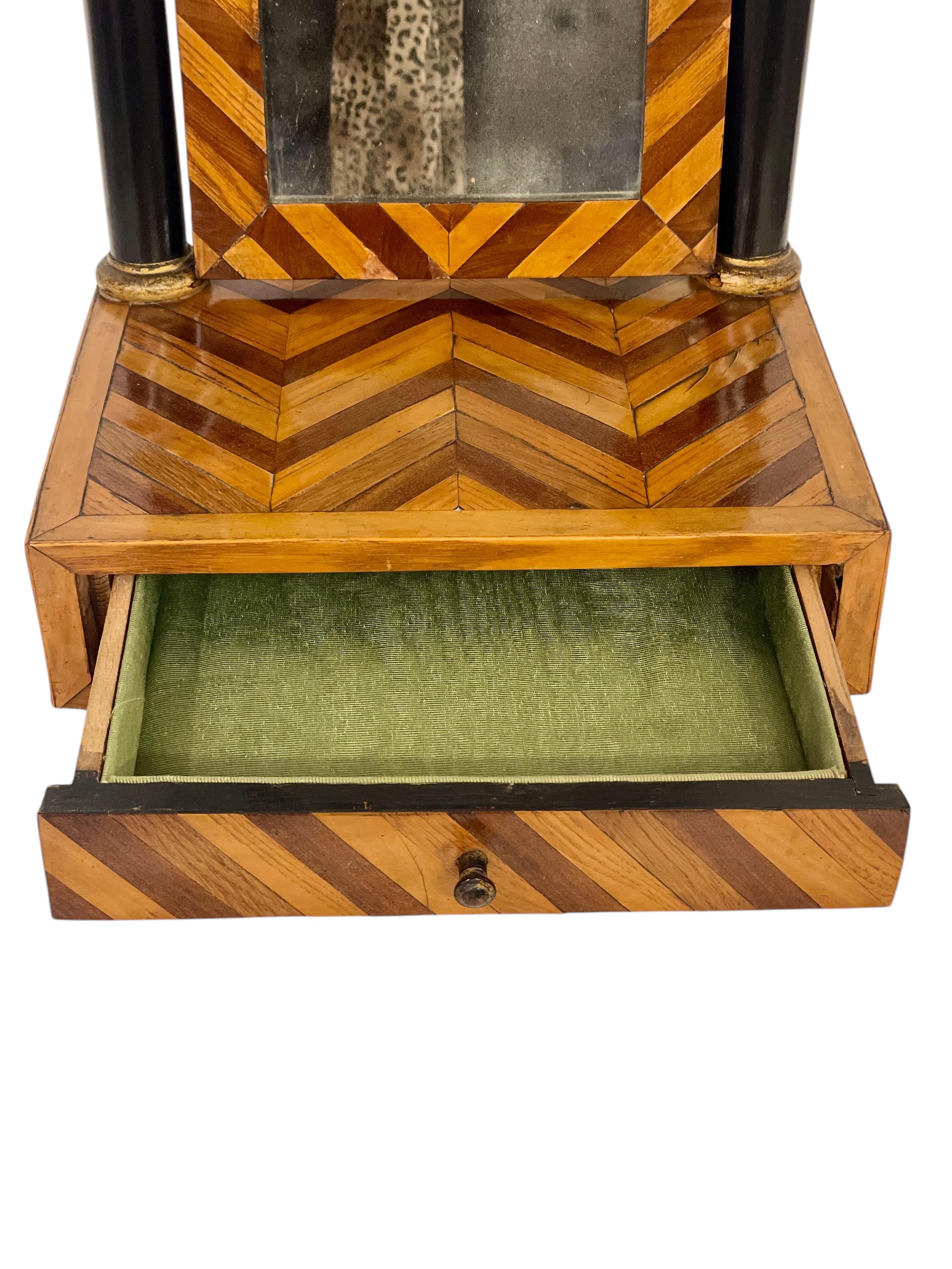 19th Century Table Psyché Mirror with a Drawer and Tilting Glass For Sale 3