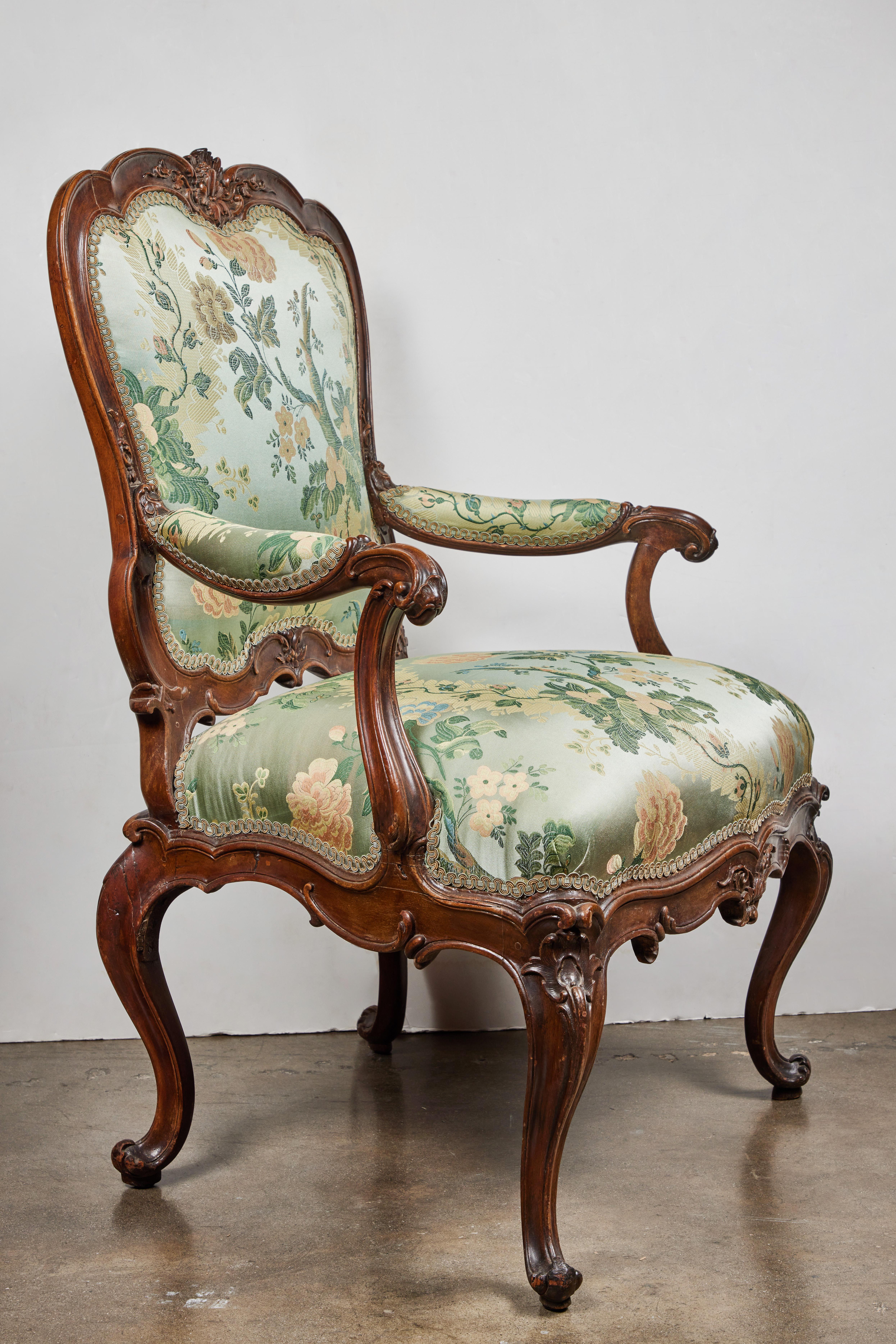 19th Century Venetian Armchair In Good Condition In Newport Beach, CA