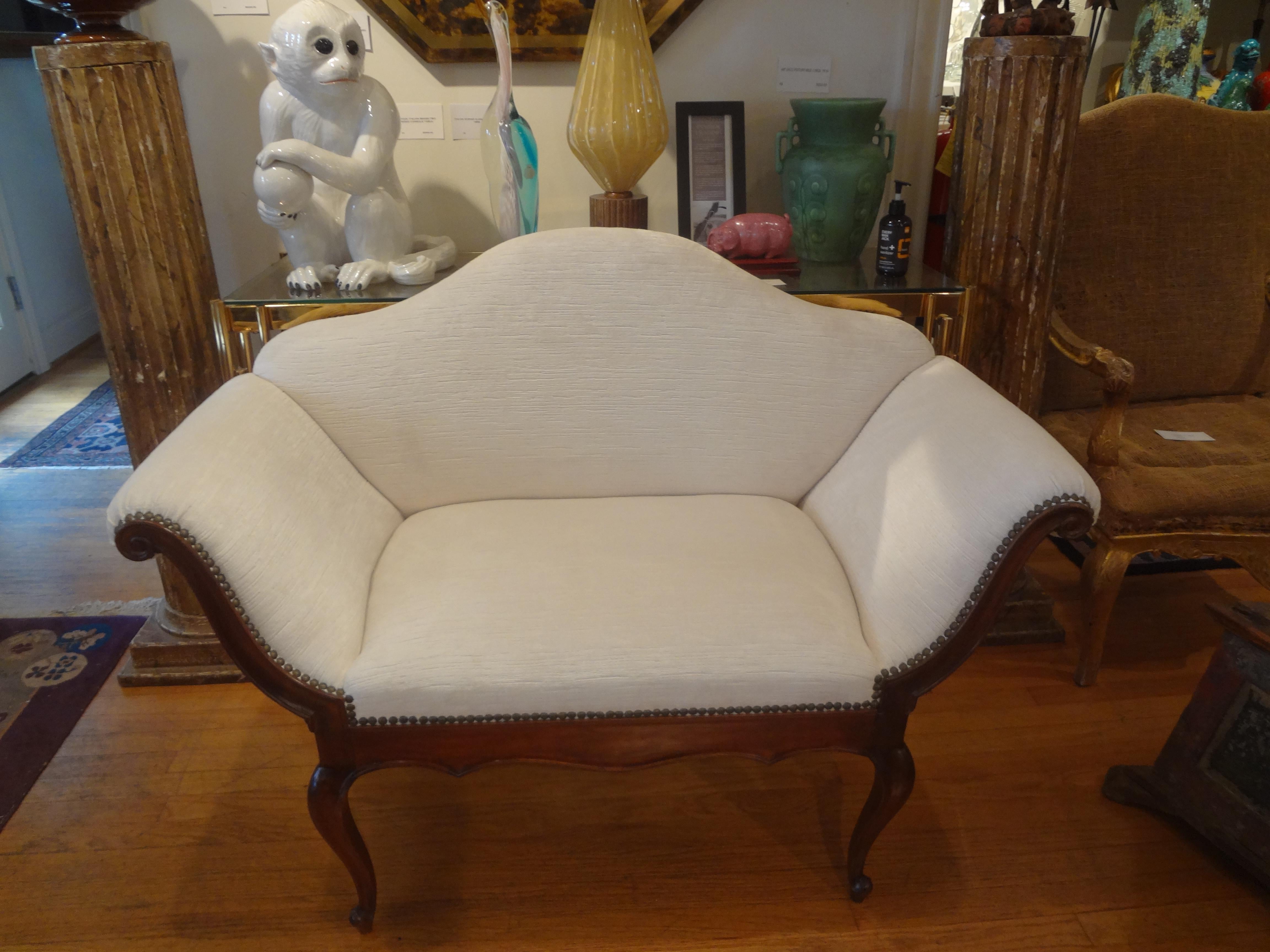 19th Century Venetian Loveseat For Sale 6